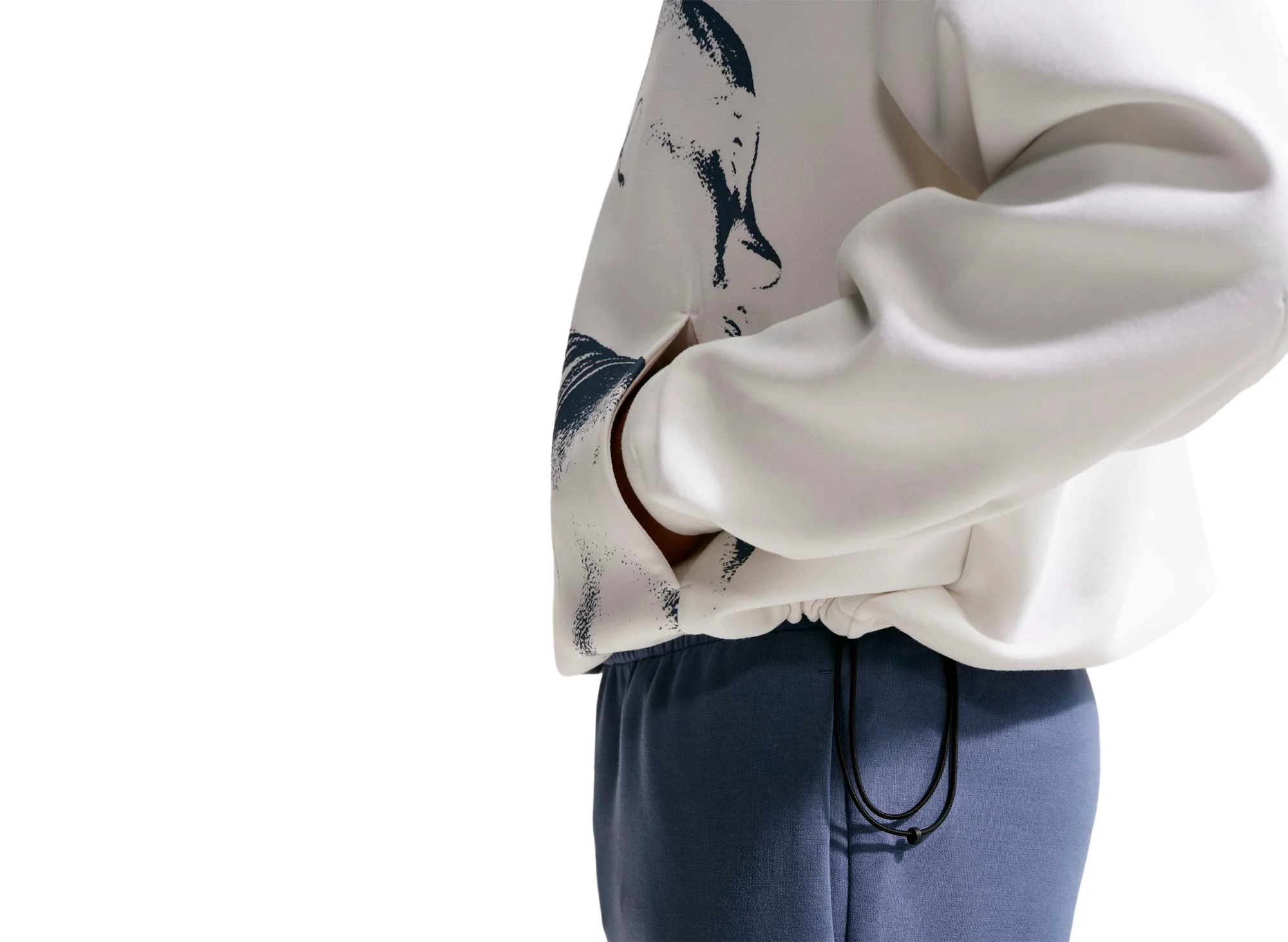 Nike Kobe Dri-FIT Fleece Pullover Hoodie in White / Black - Image 7