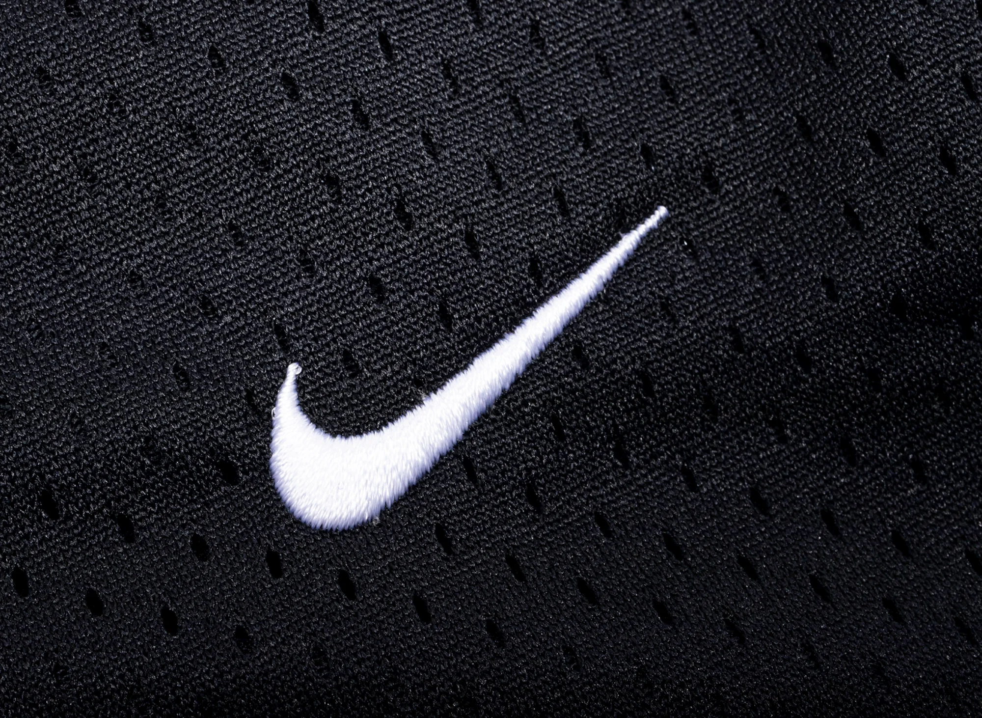 Nike Solo Swoosh Mesh Shorts - Image 2