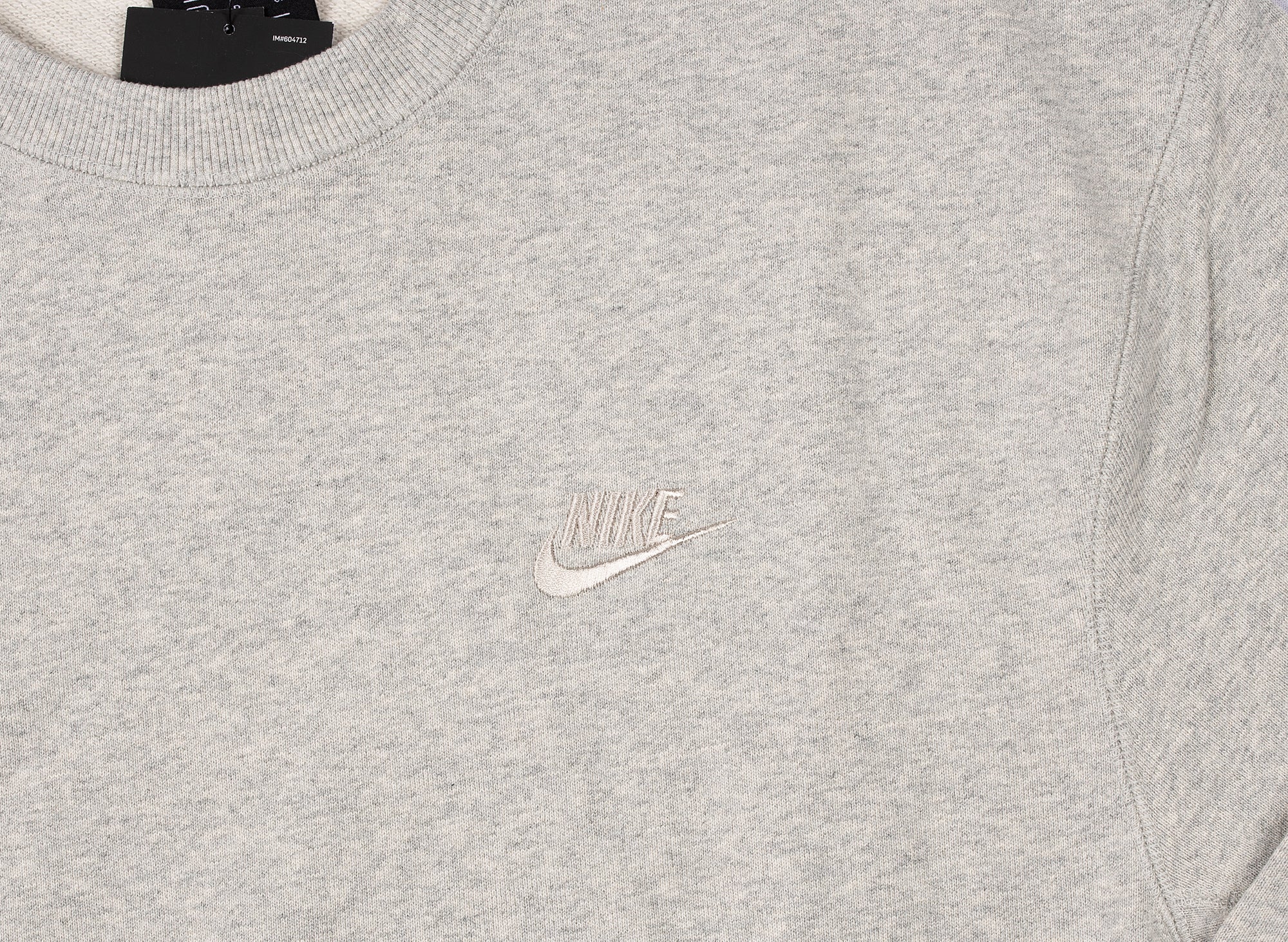 Nike Sportswear SB Classic Crewneck in Grey - Image 2
