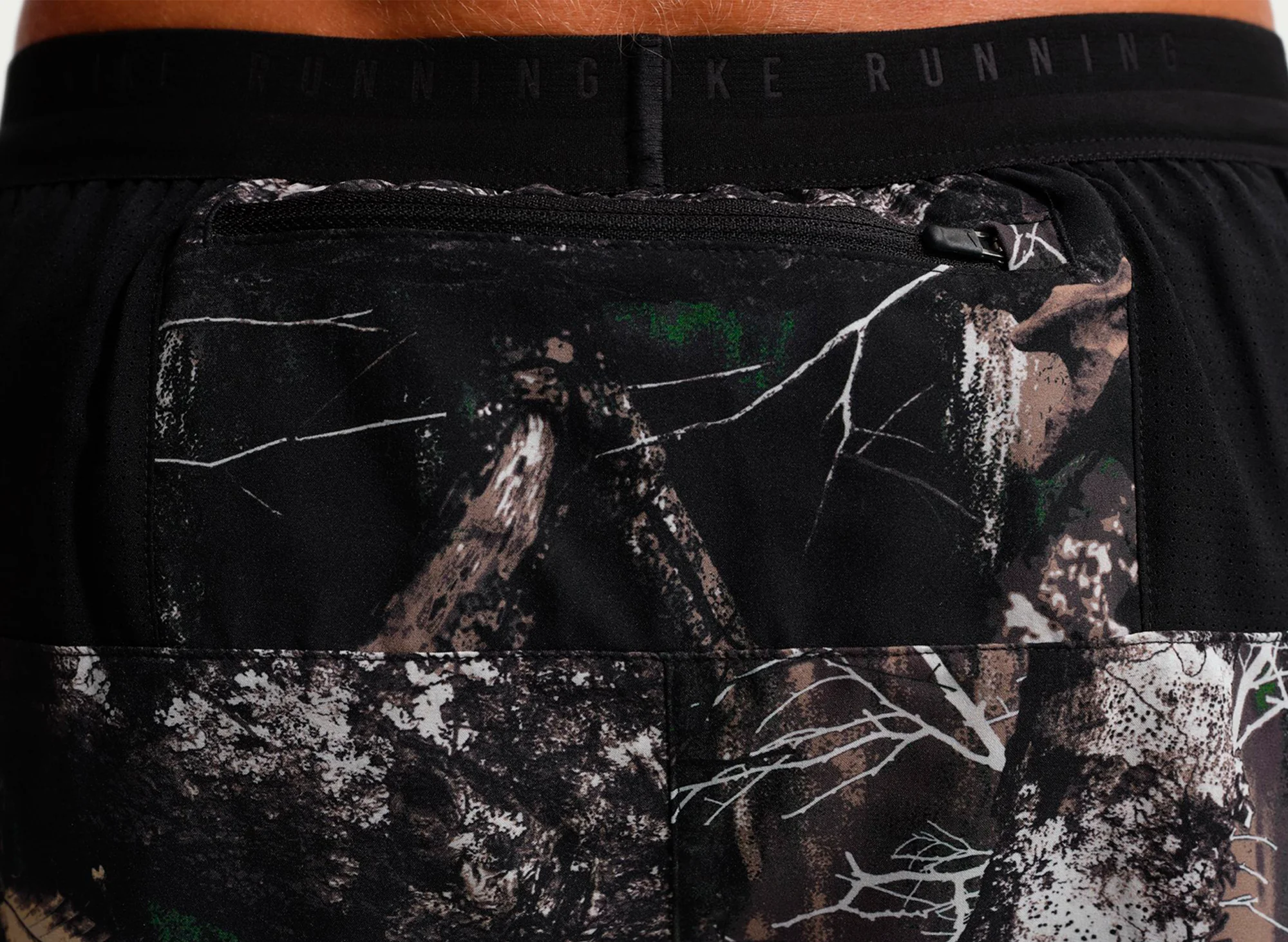 Nike Stride Dri-FIT 5" Realtree Running Shorts - Image 4