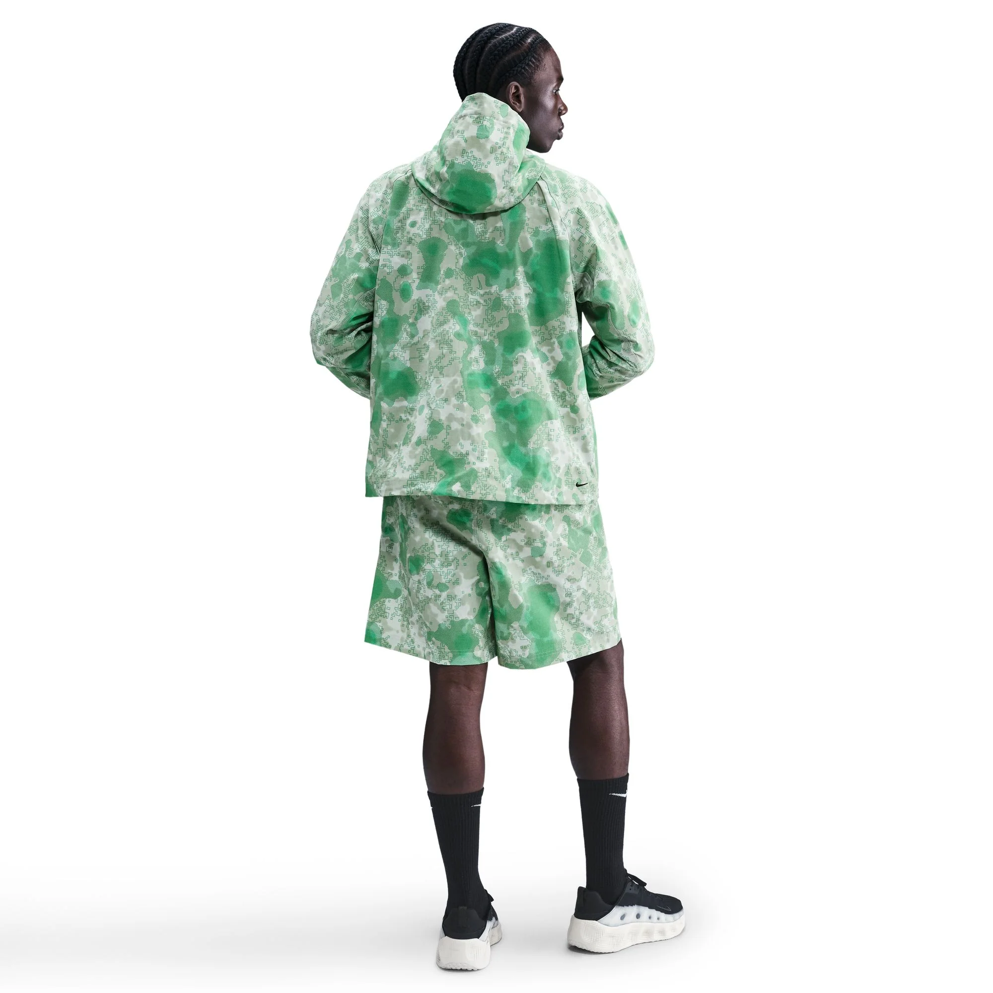 Nike Tech Dri-FIT Woven Windrunner Jacket - Image 2