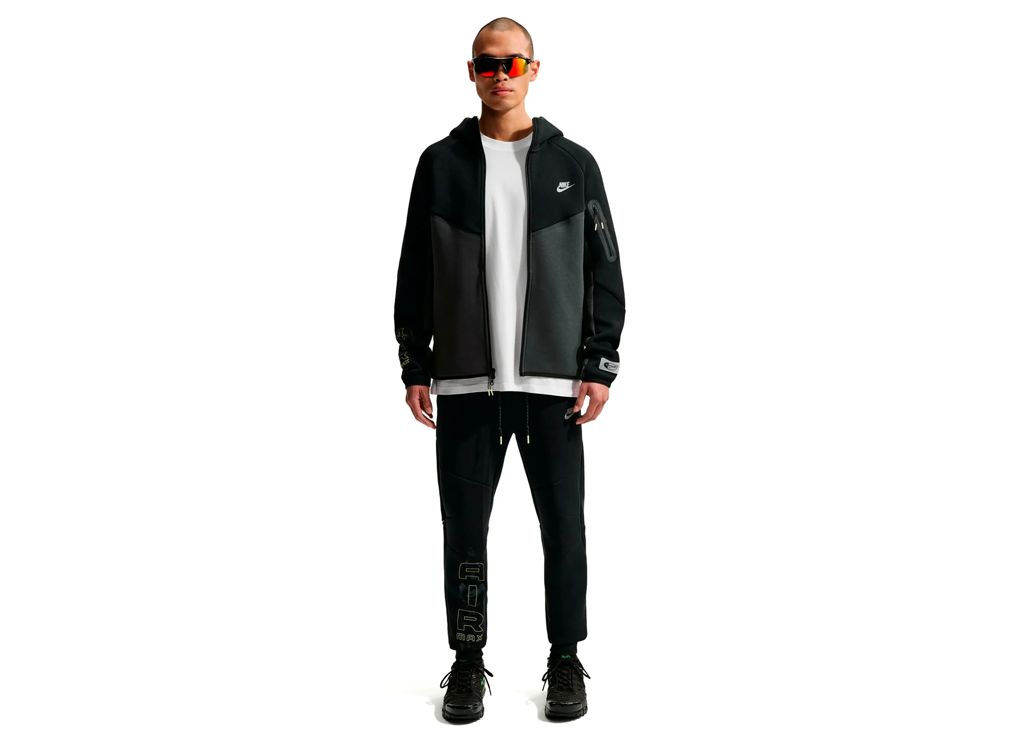 Nike Tech Fleece Full-Zip Windrunner Jacket in Black