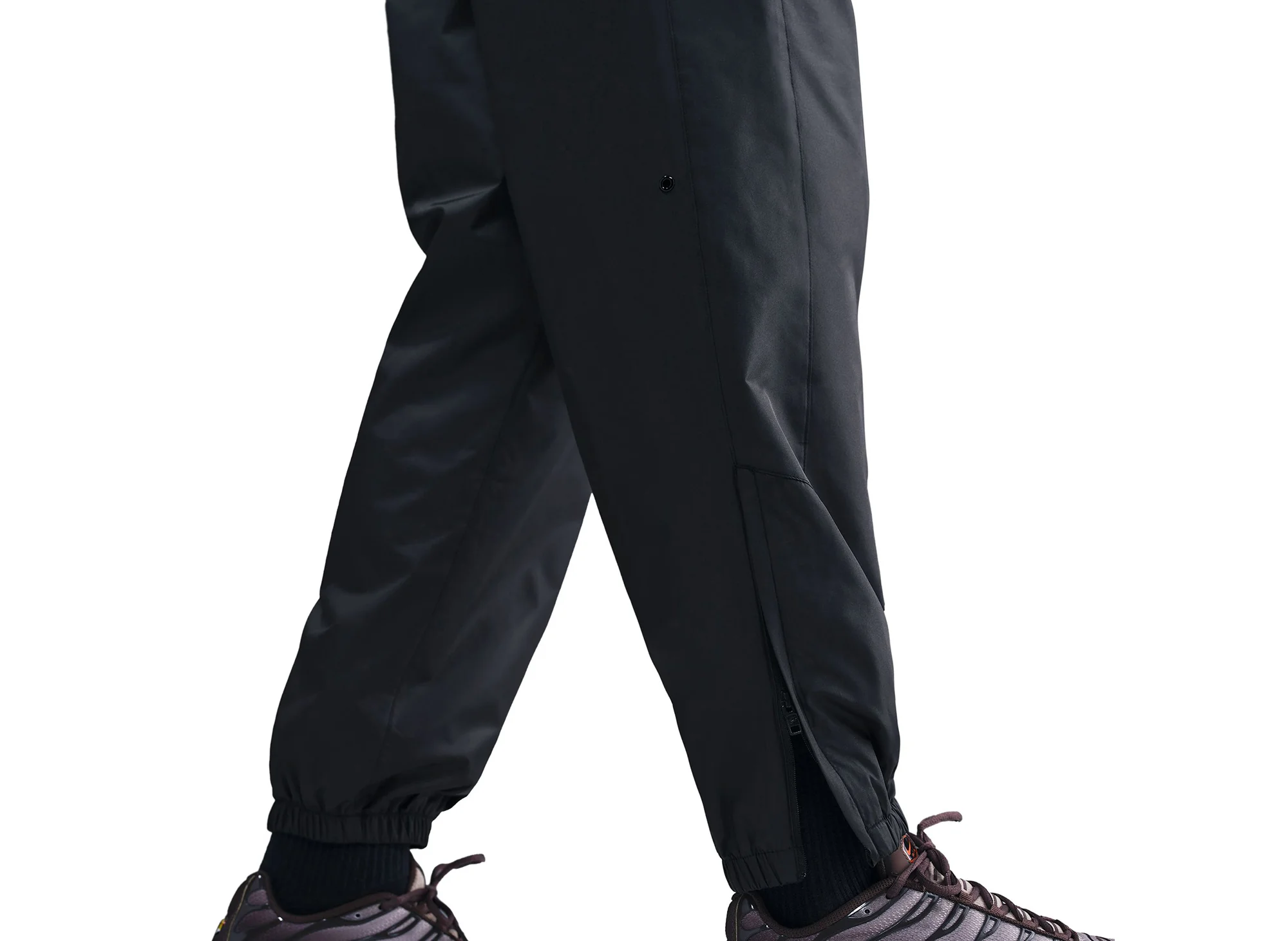 Nike Windrunner Lined Pants in Black / White - Image 6