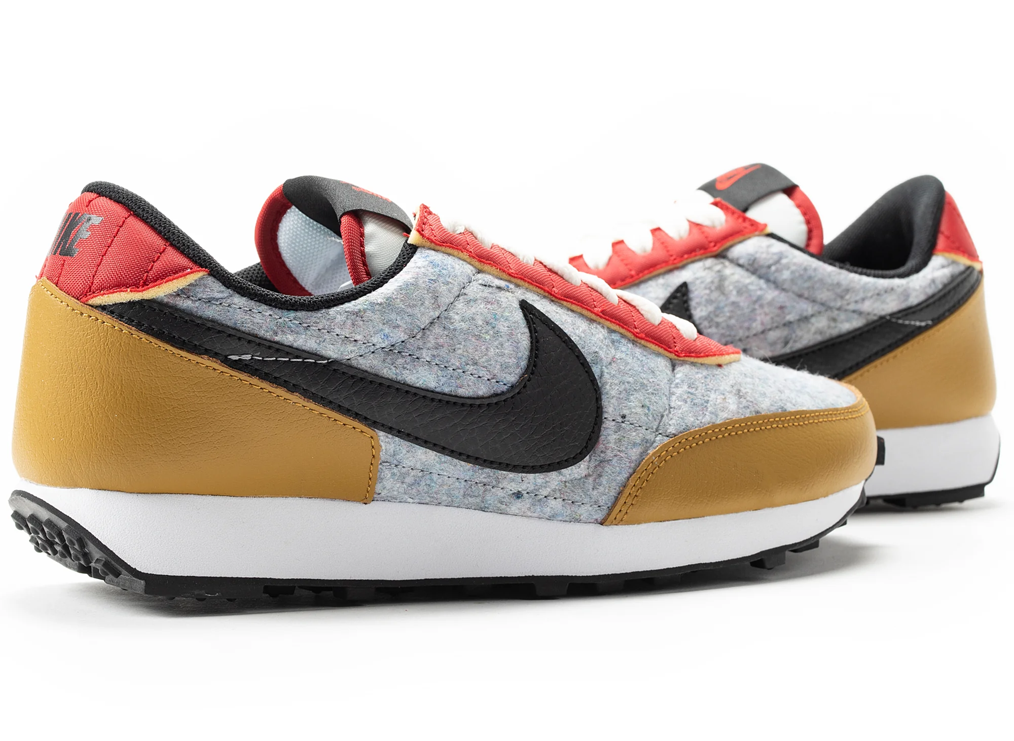 Nike Women's Daybreak QS - Image 2