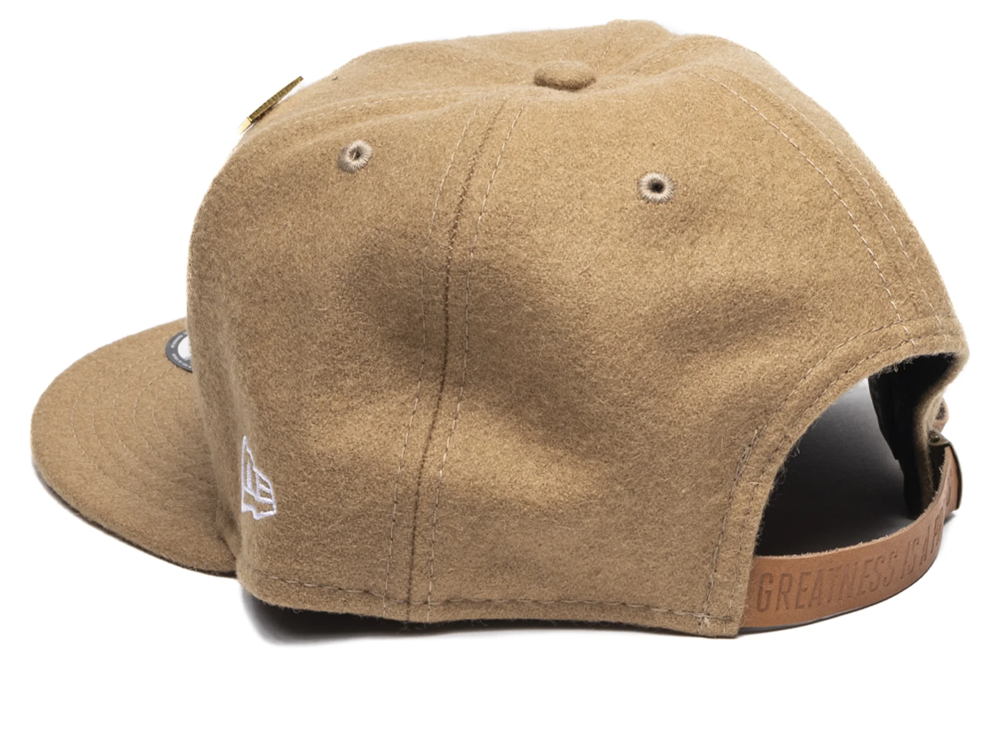 Paper Planes Crown 9Fifty Leather Strapback Hat - Image 2