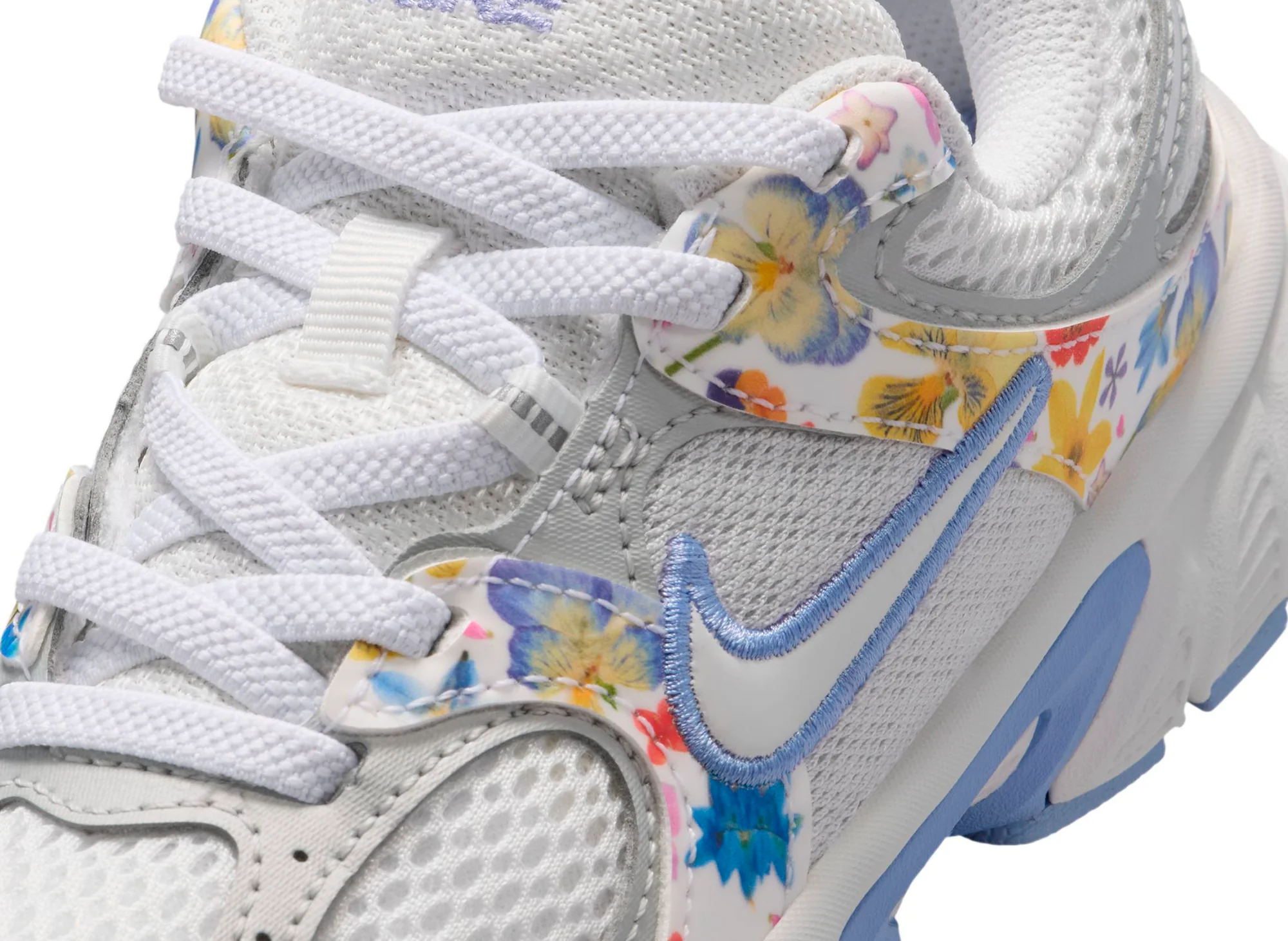 PS Nike V5 Runner SE in Summit White - Image 6