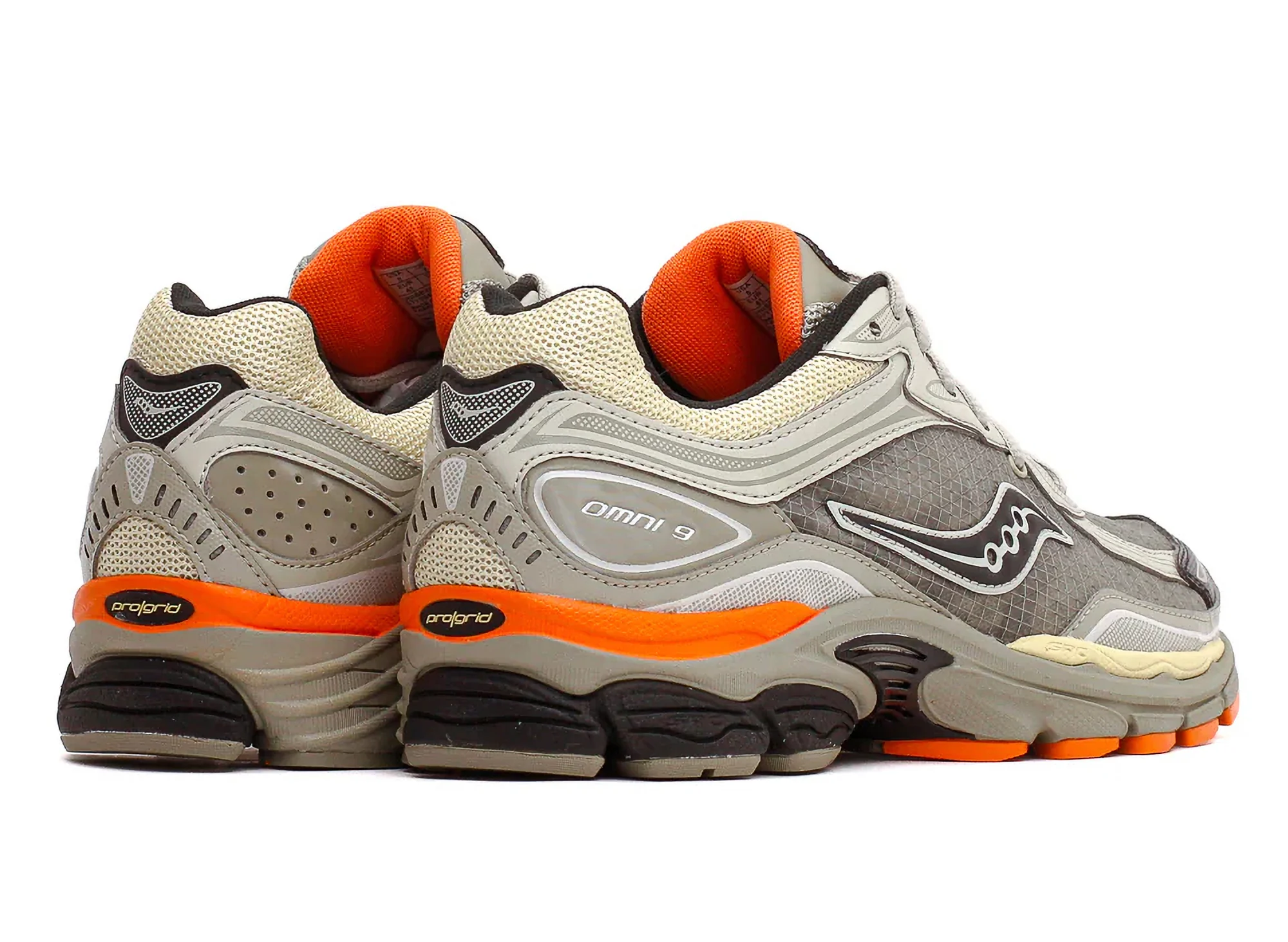 Saucony Progrid Omni 9 in Stone / Alfalfa - Image 3