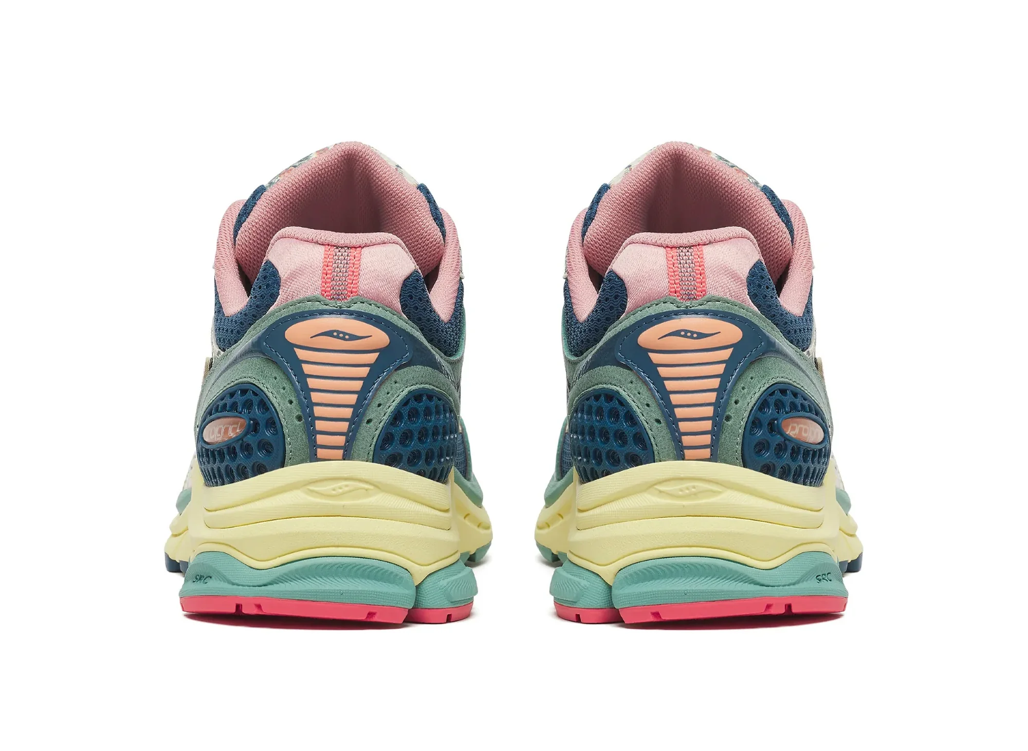 Saucony Progrid Triumph 4 in Blue / Beige - Image 2
