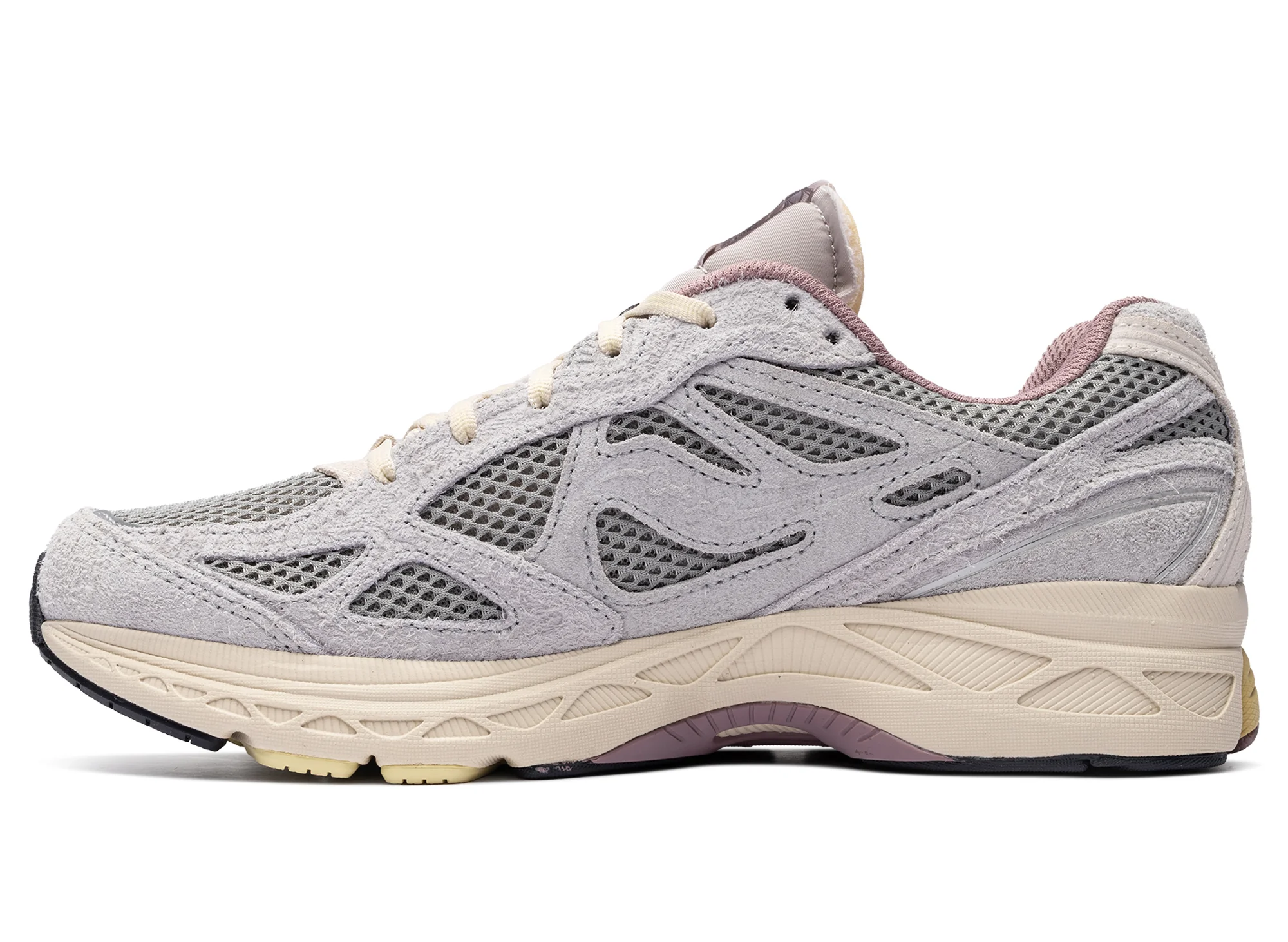 Saucony x 3sixteen Progrid Guide 7 in Graphite - Image 3