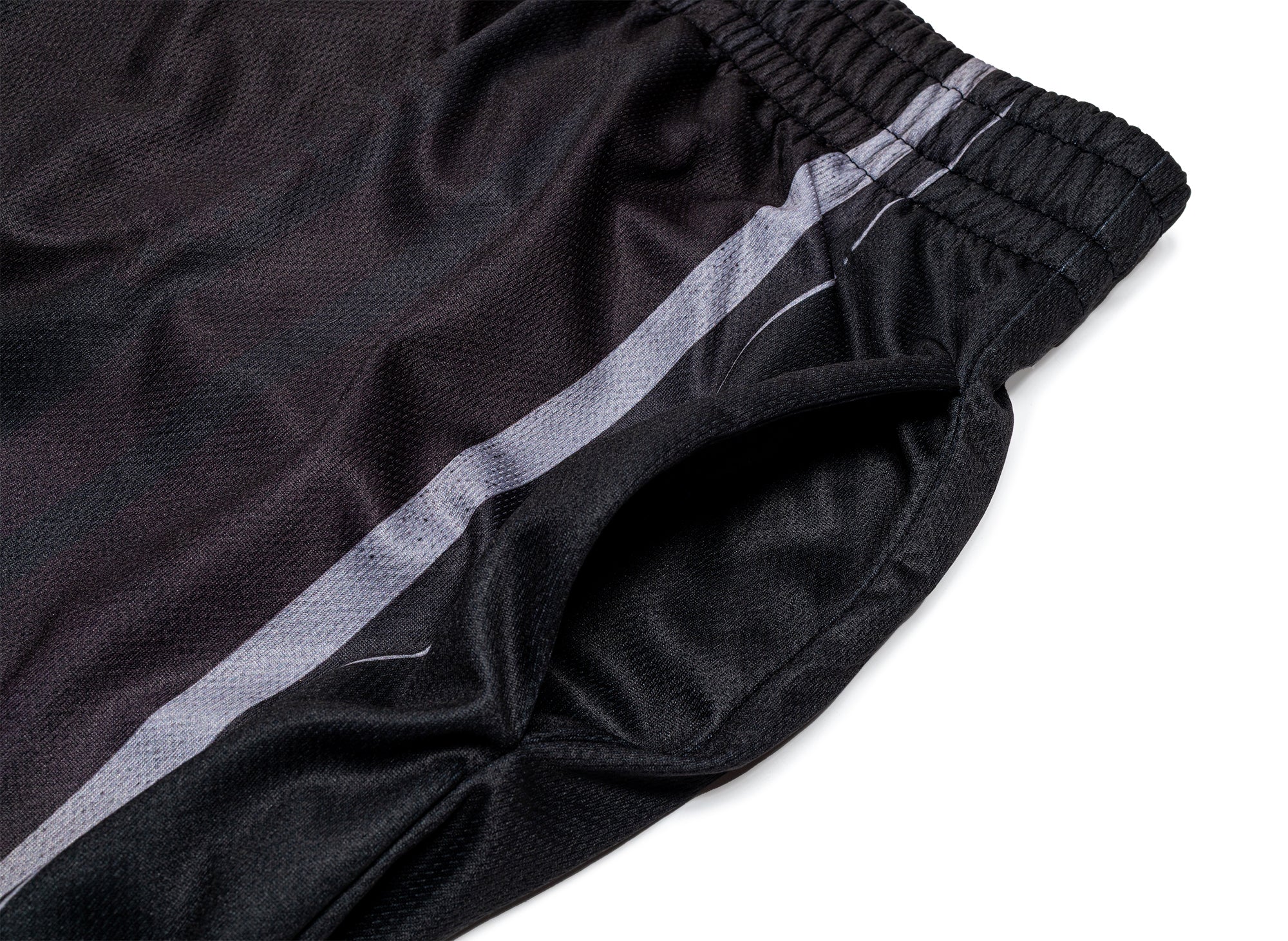 Umbro Distressed Shorts in Purple / Black - Image 3