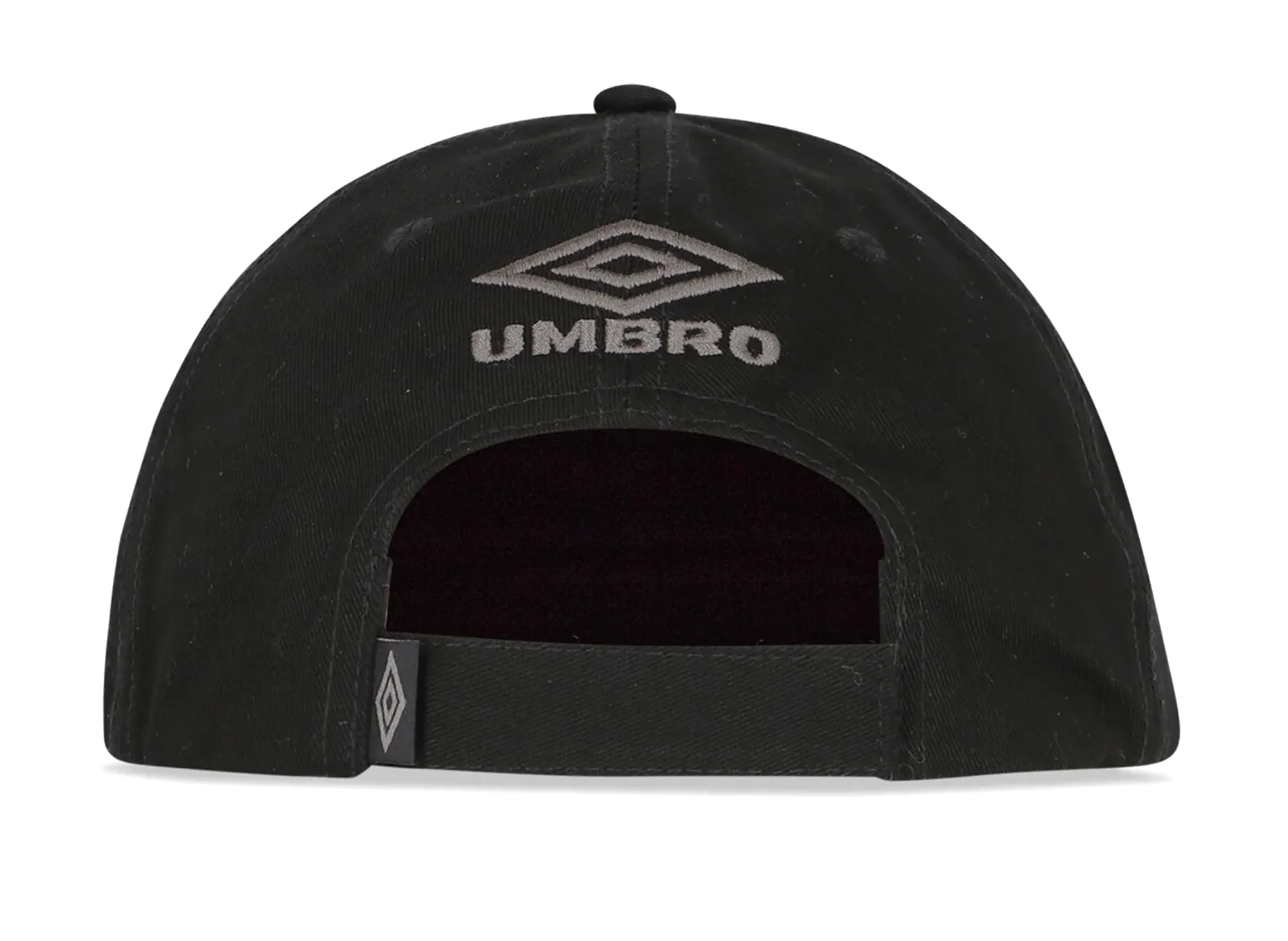 Umbro Hazard Cap in Black - Image 3