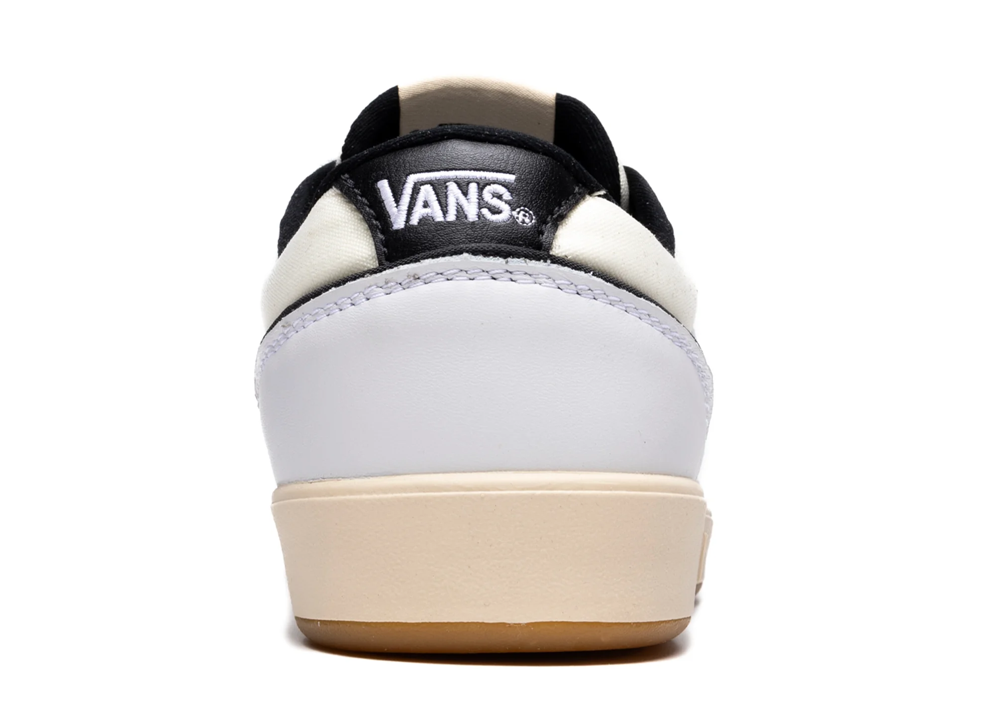 Vans Lowland CC - Image 2