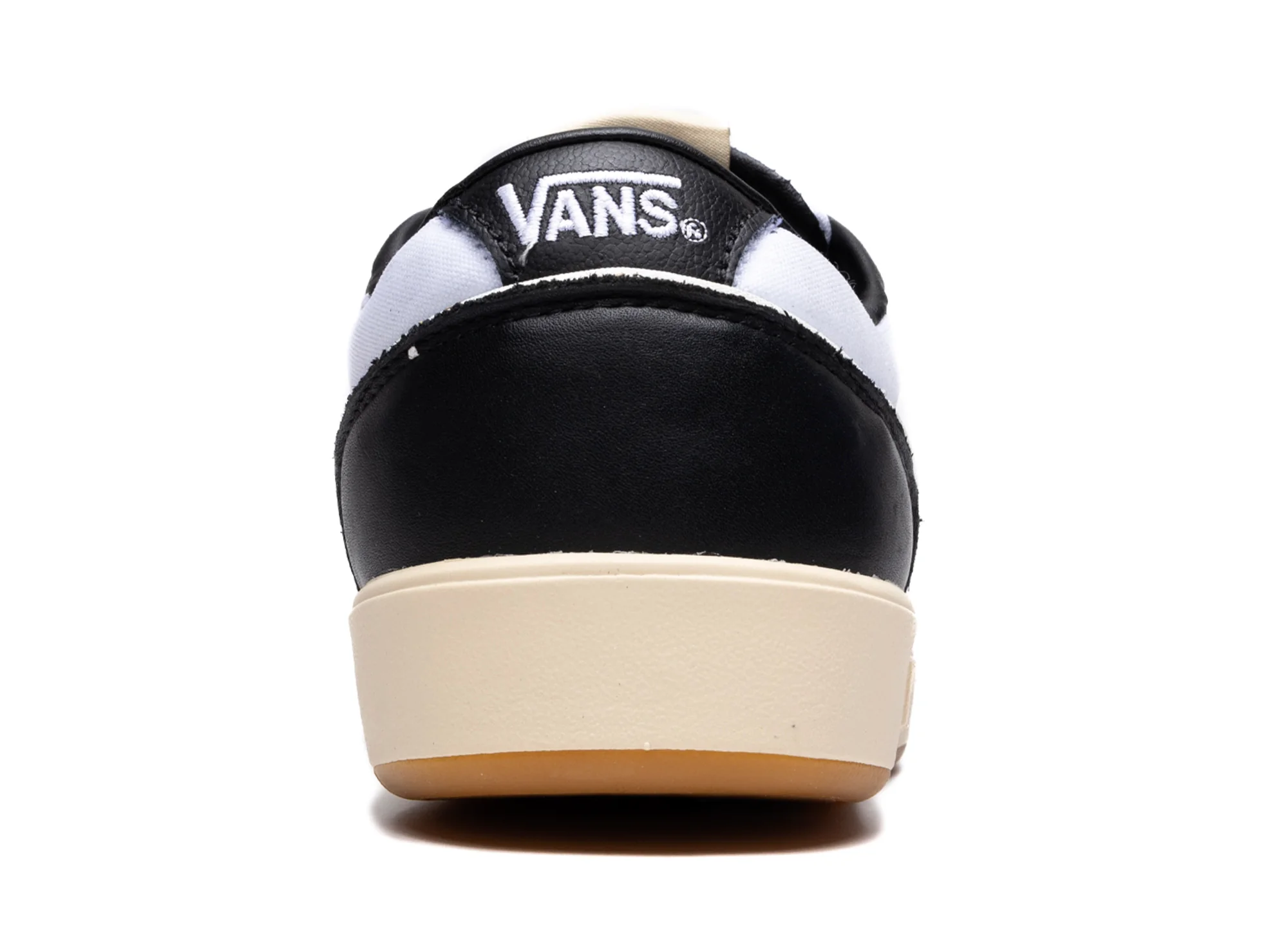 Vans Lowland CC - Image 2