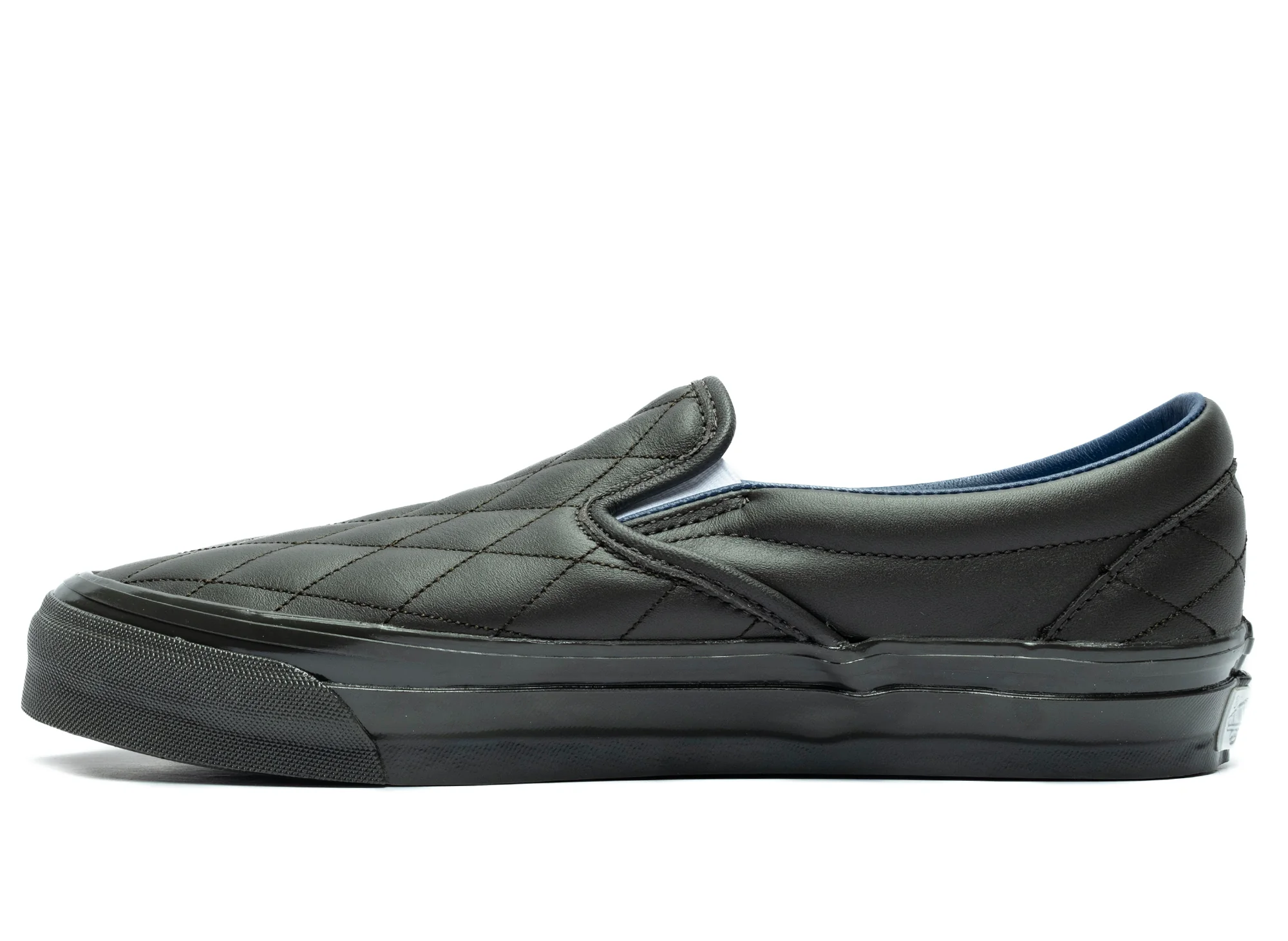 Vans LX Classic Slip-On 98 Quilted Leather in Black - Image 3