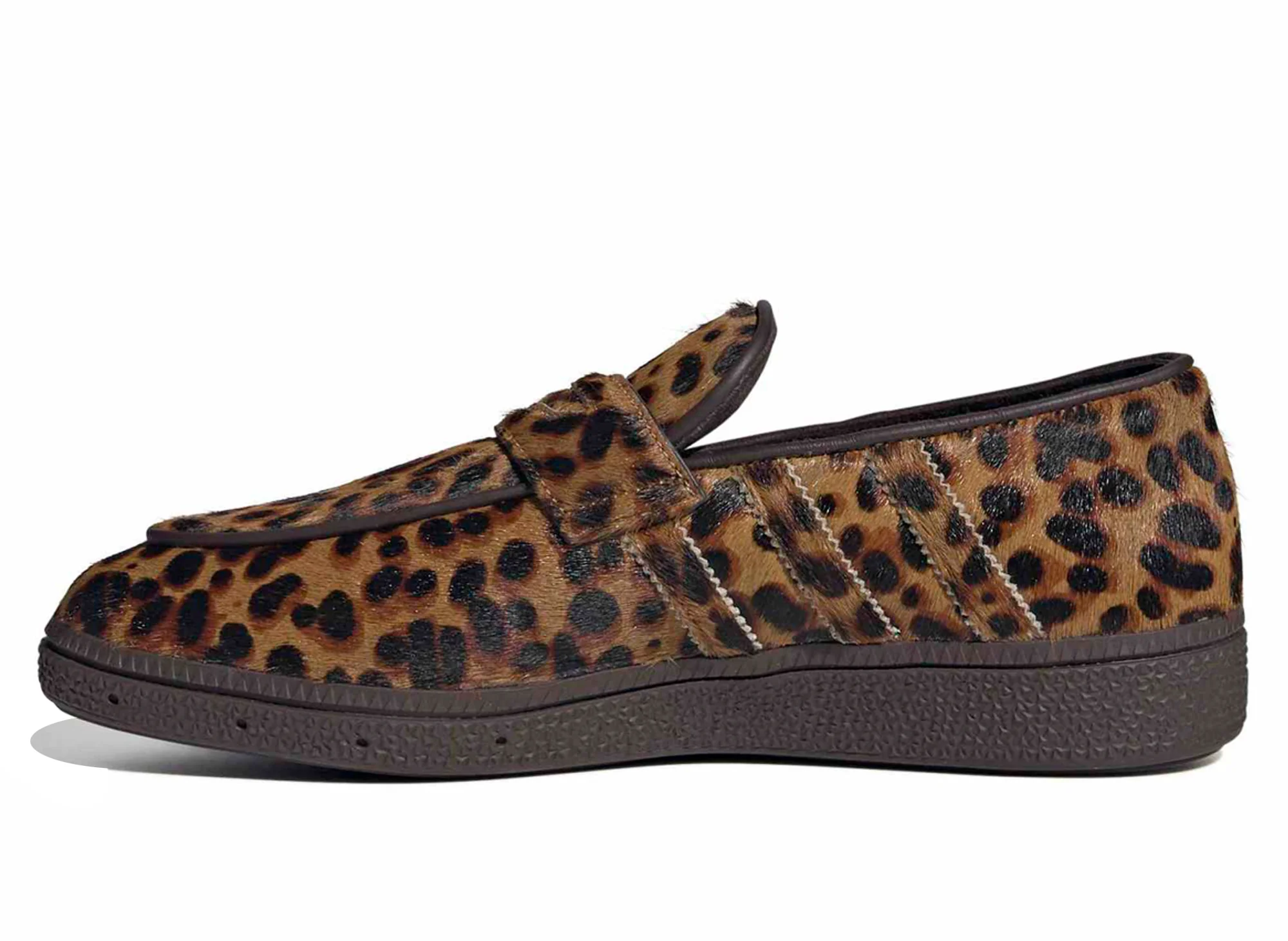 Women's Adidas Handball Spezial Loafer in Magic Beige / Core Black - Image 3