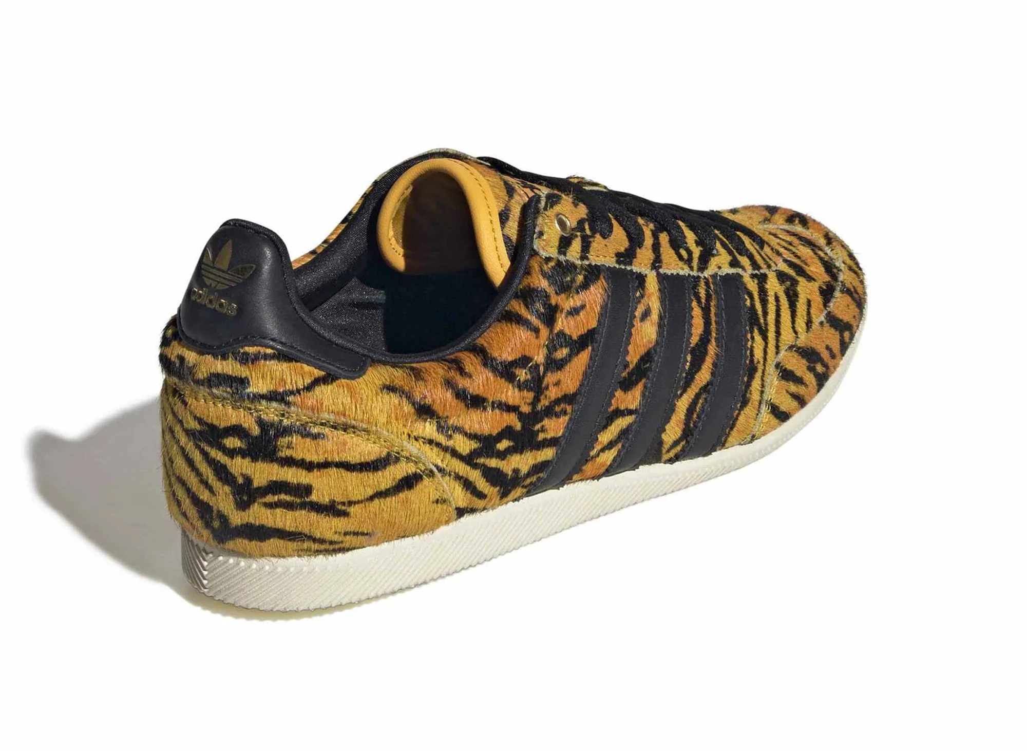 Women's Adidas Japan in Yellow / Core Black - Image 2
