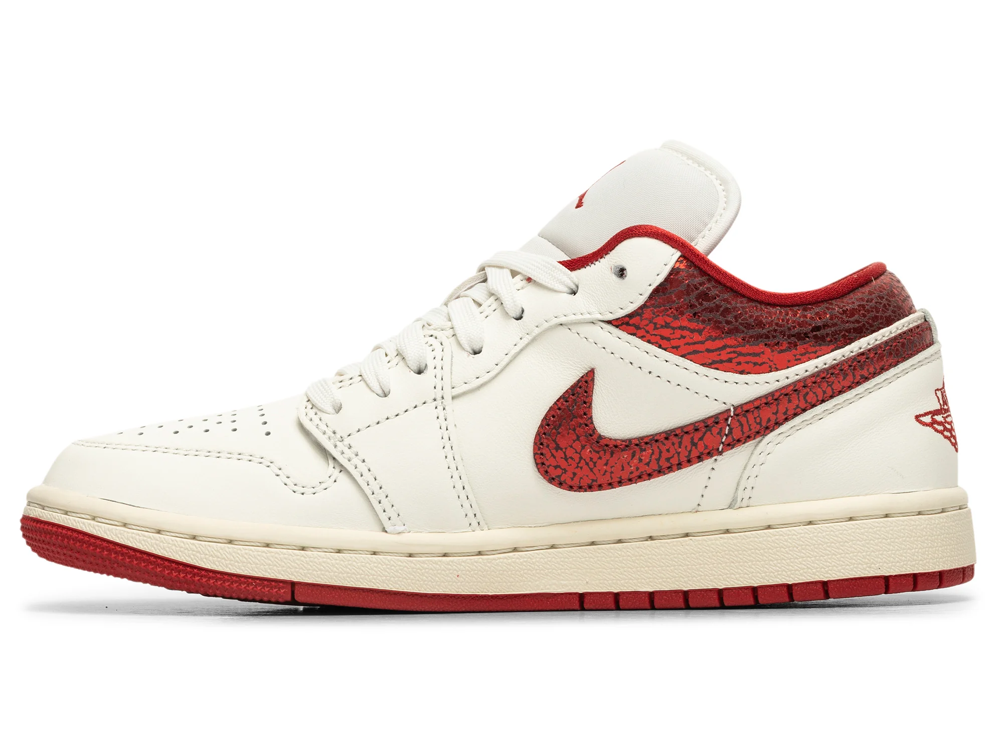 Women's Air Jordan 1 Low SE - Image 3
