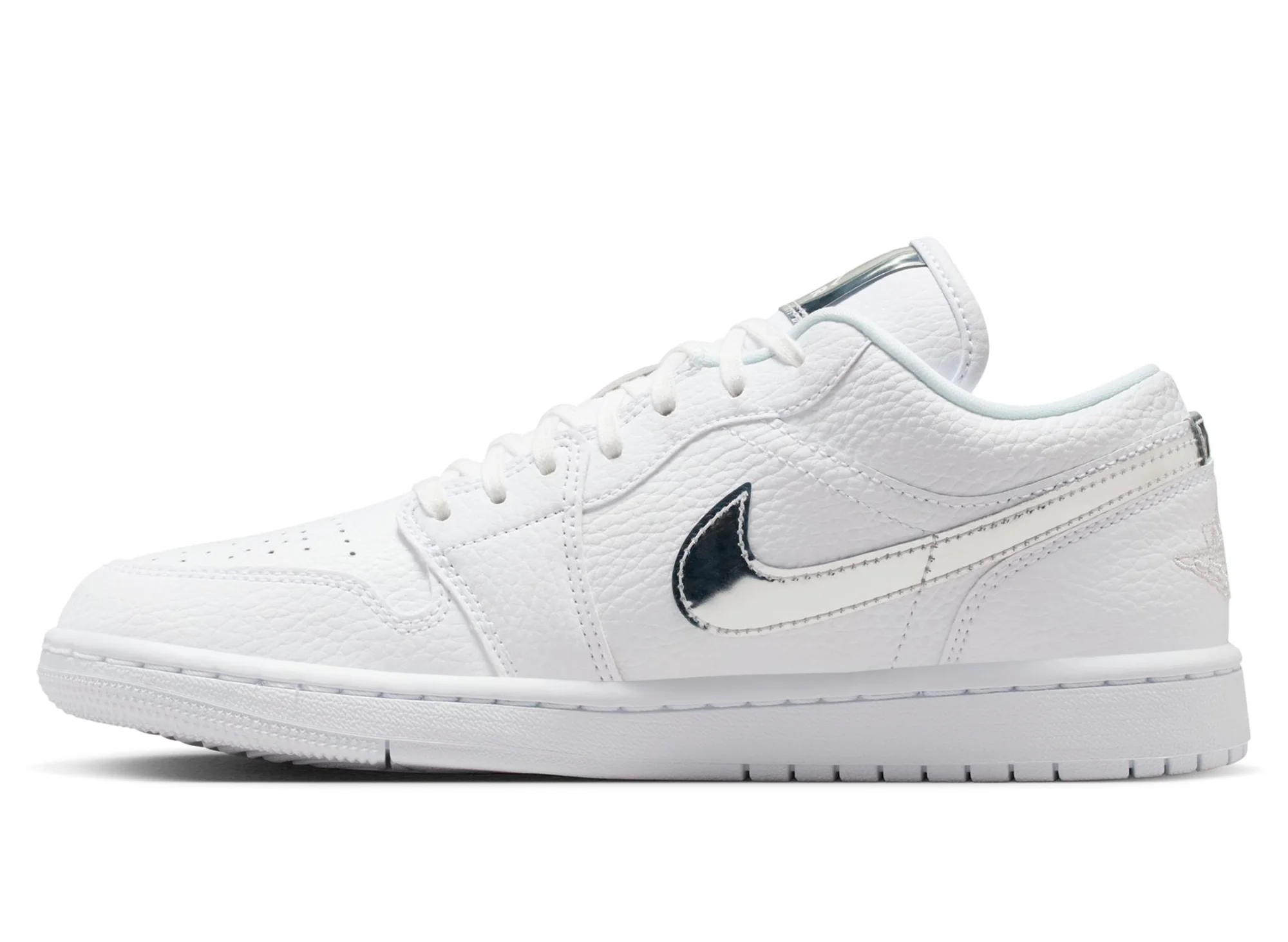 Women's Air Jordan 1 Low SE in White - Image 3
