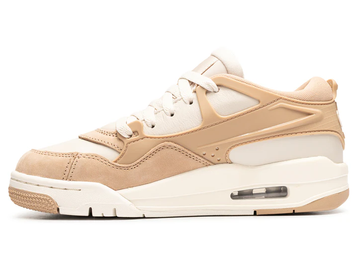 Women's Air Jordan 4 RM - Image 3