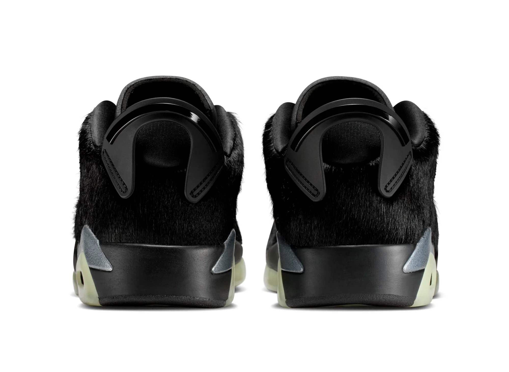 Women's Air Jordan 6 Retro Low in Black - Image 2
