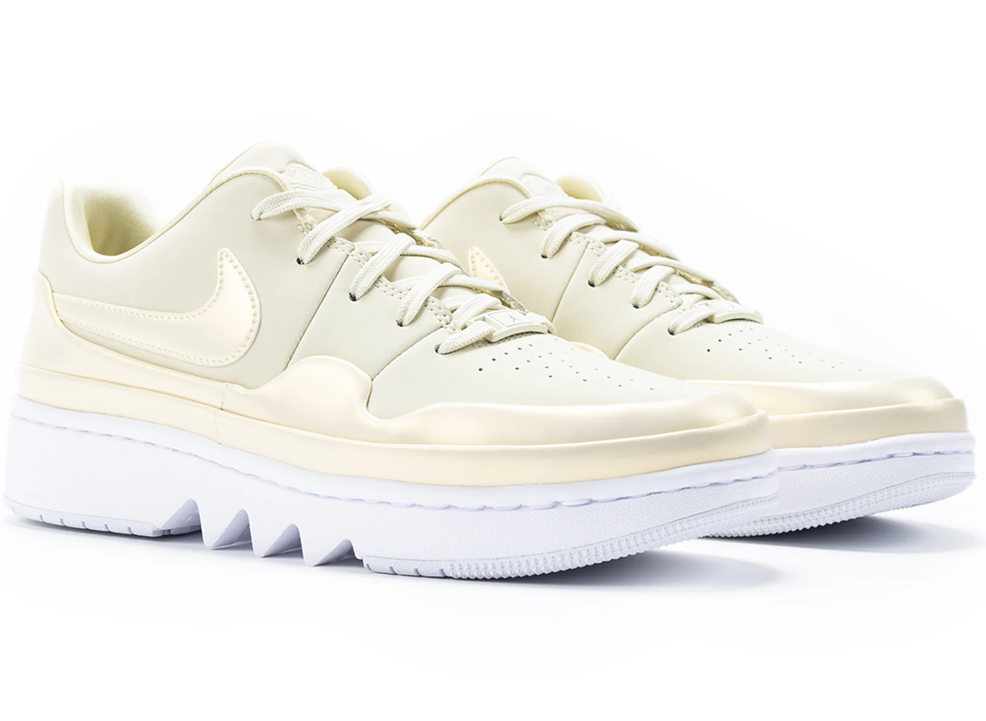 Women's AJ 1 Jester XX Low Laced SE - Image 3