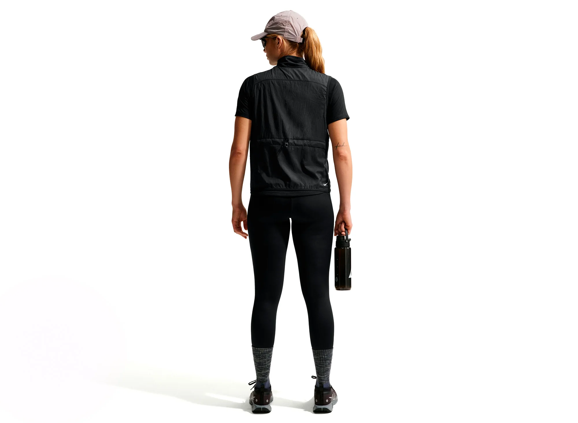 Women's Nike ACG Dri-FIT High-Wasted 7/8 Trail Leggings in Black - Image 2