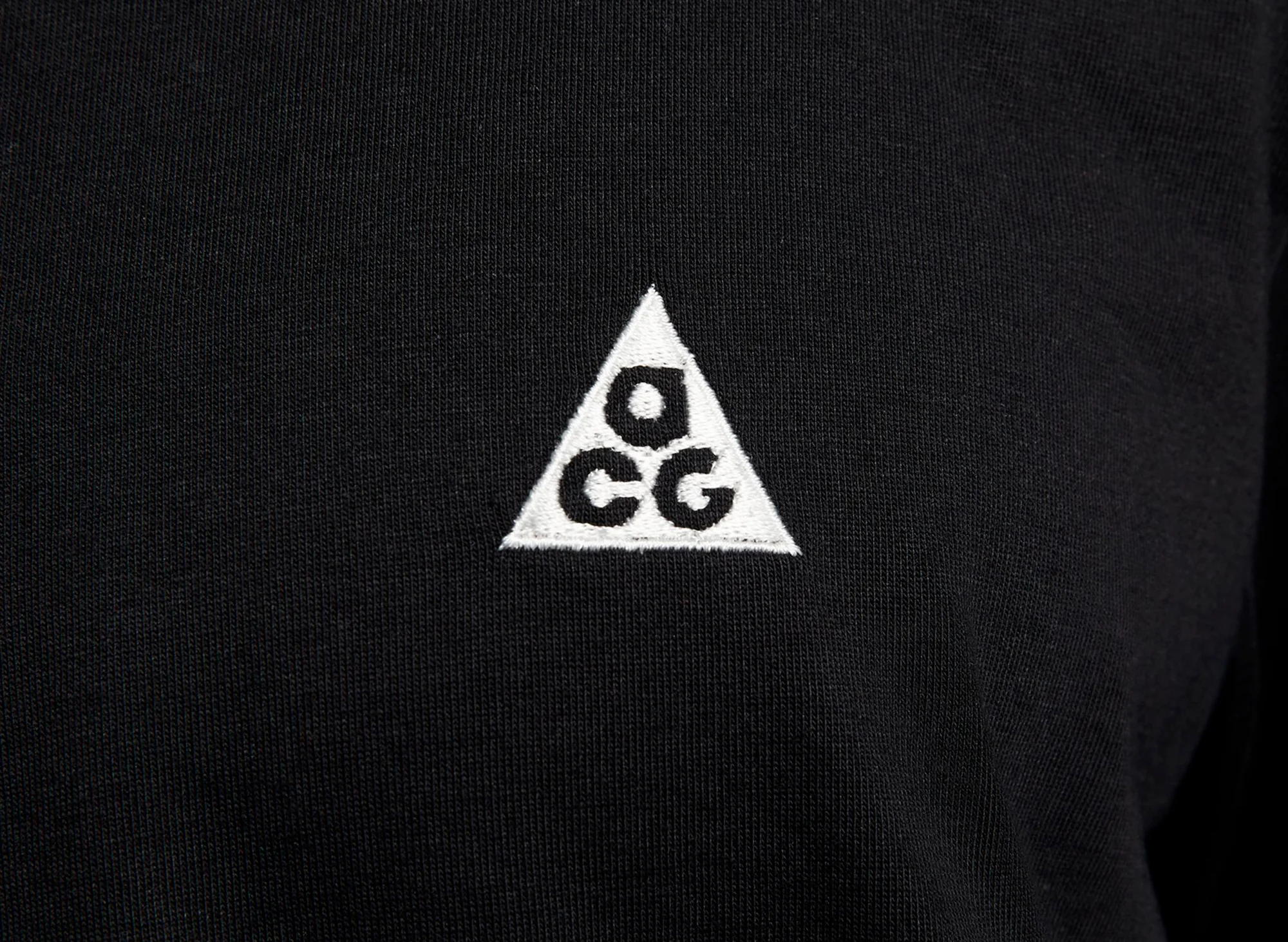 Women's Nike ACG Short-Sleeve T-Shirt in Black - Image 5