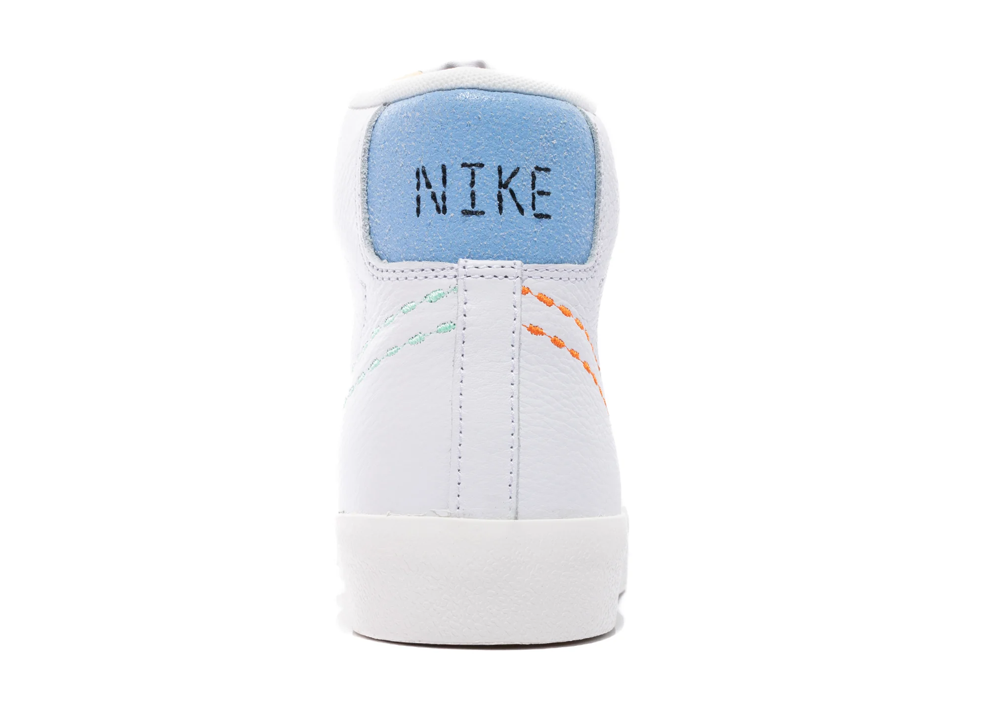 Women's Nike Blazer Mid '77 - Image 2