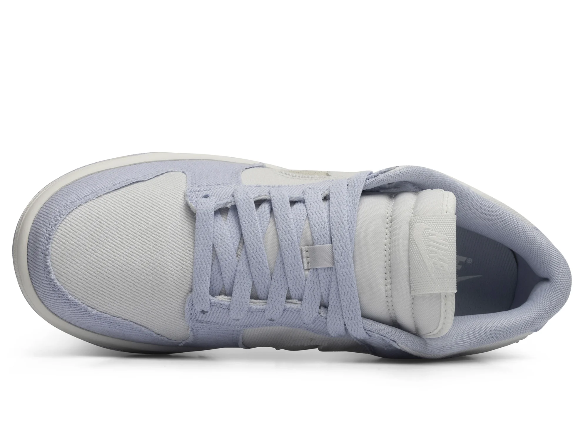 Women's Nike Dunk Low - Image 4