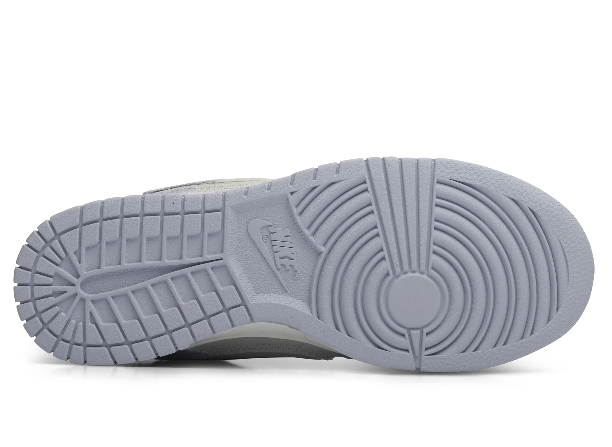 Women's Nike Dunk Low - Image 5
