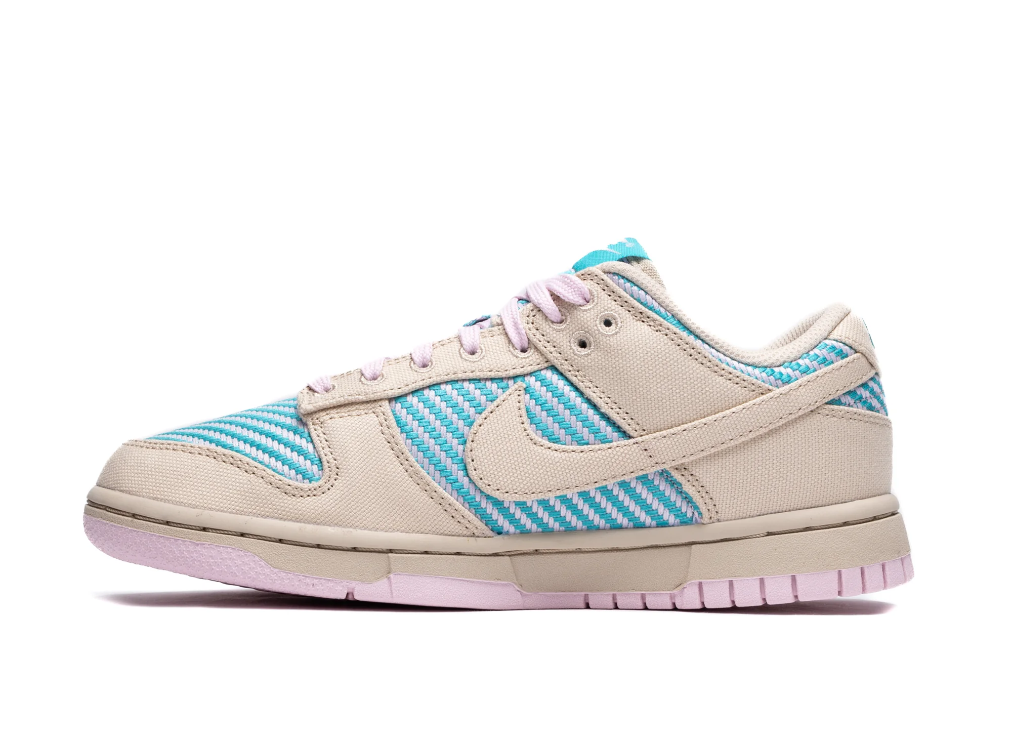 Women's Nike Dunk Low - Image 3