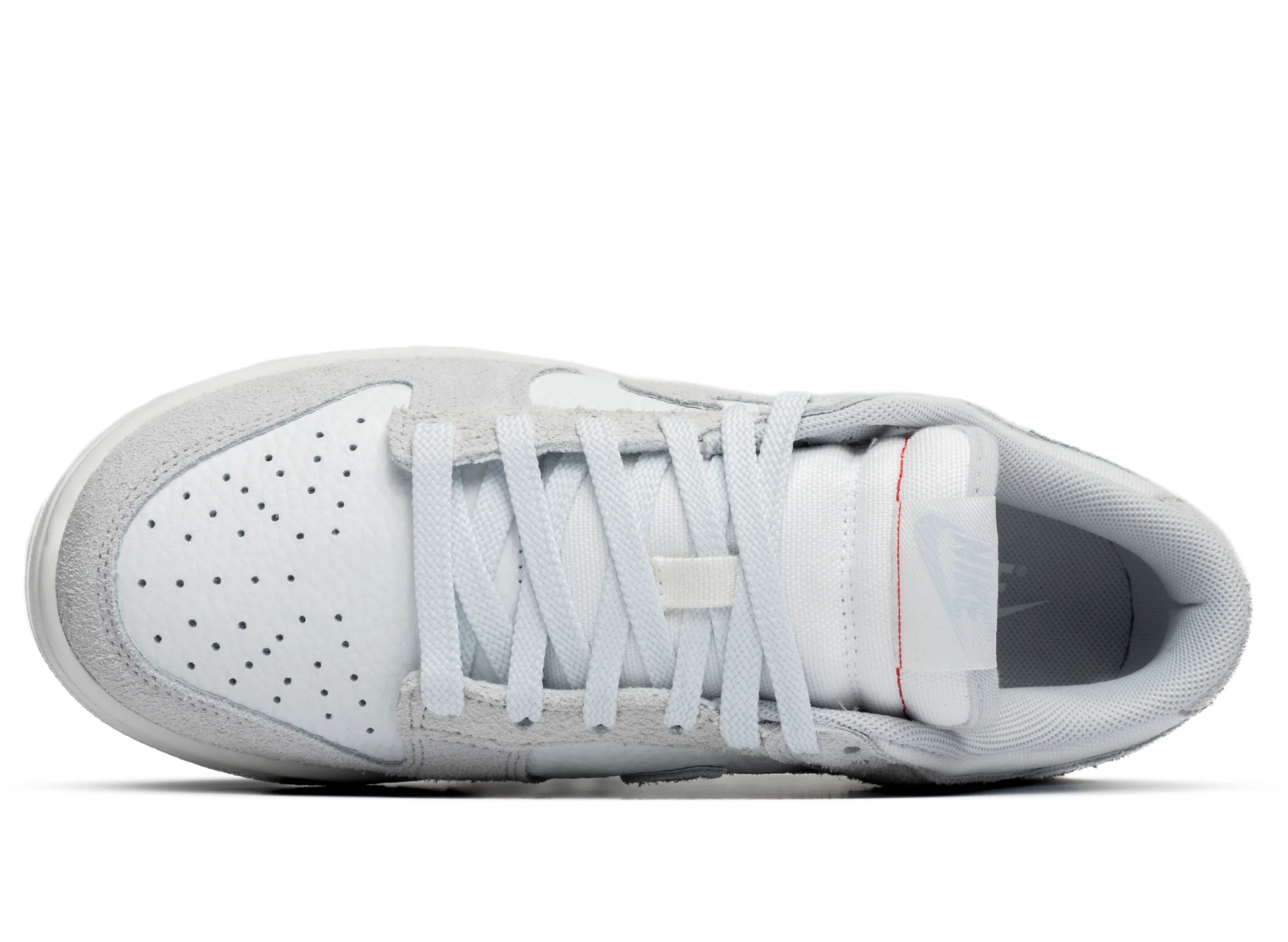 Women's Nike Dunk Low - Image 4