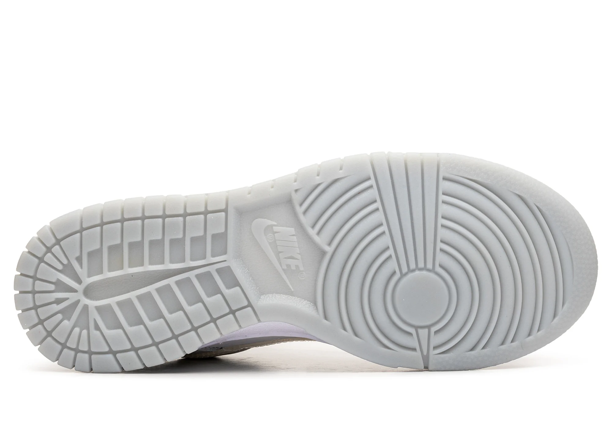Women's Nike Dunk Low - Image 5