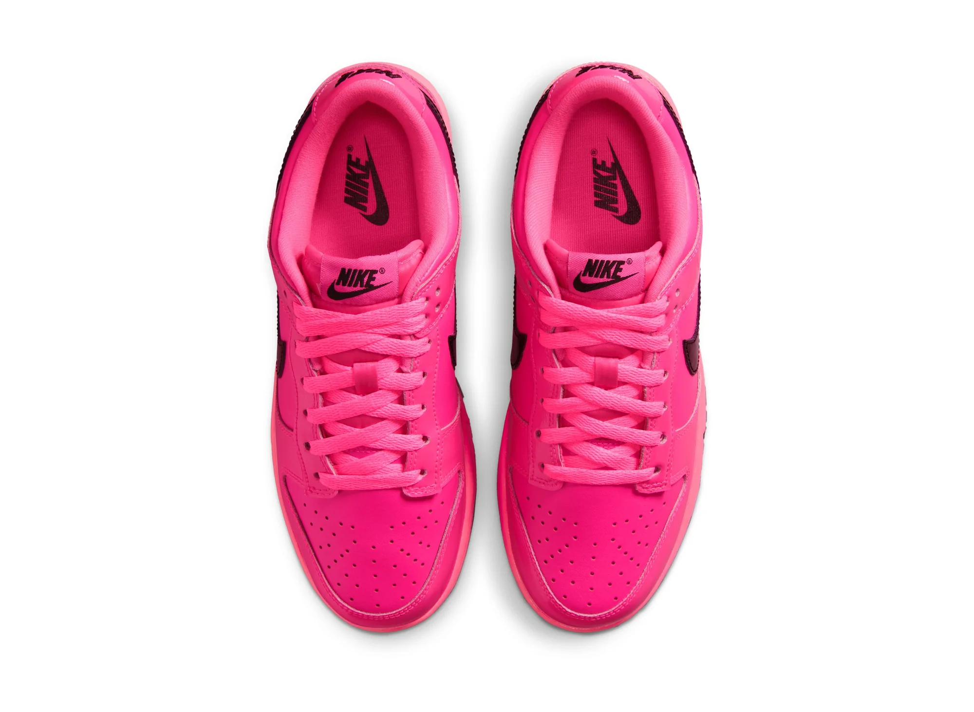 Women's Nike Dunk Low - Image 4