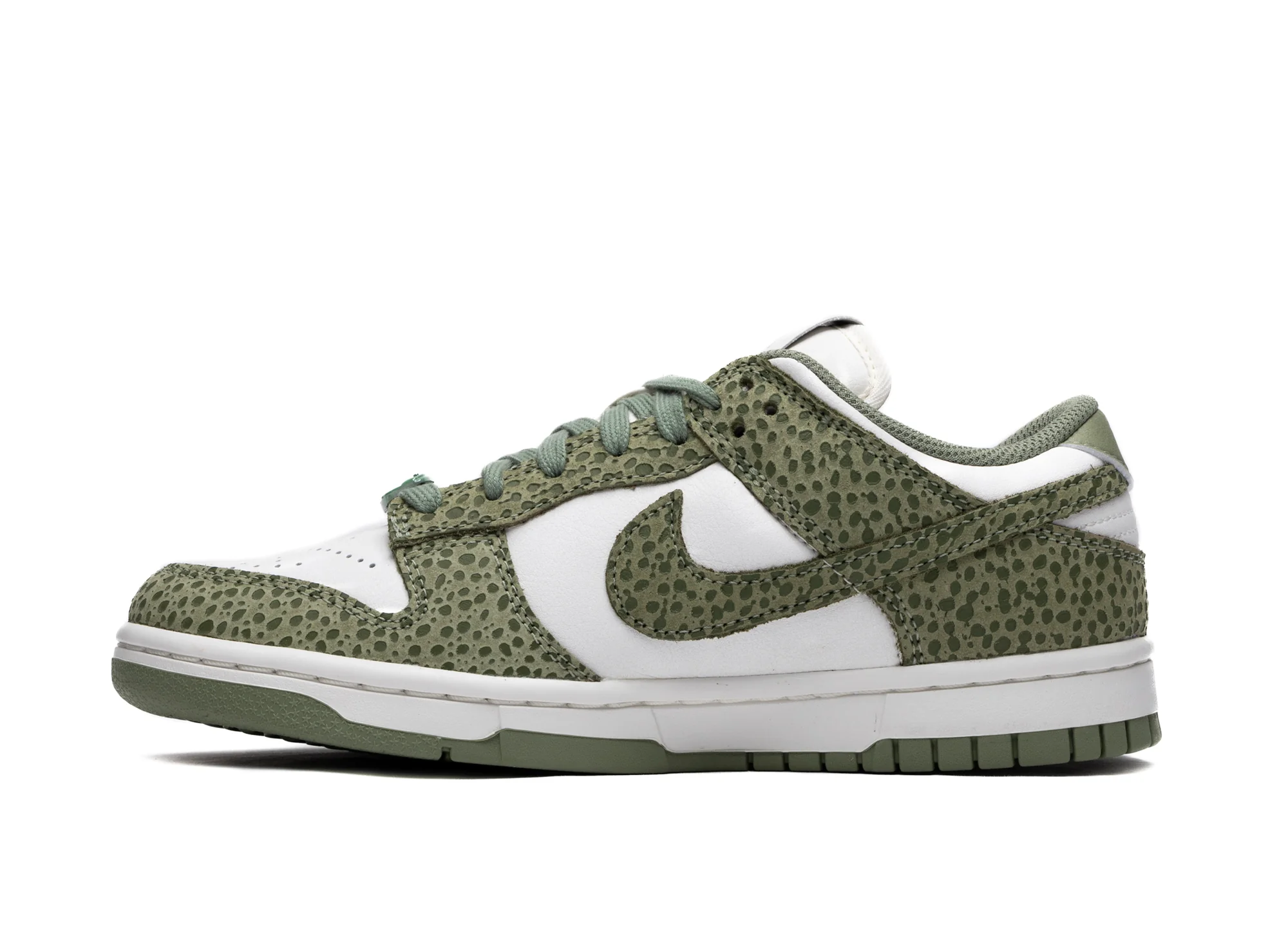 Women's Nike Dunk Low Premium - Image 3