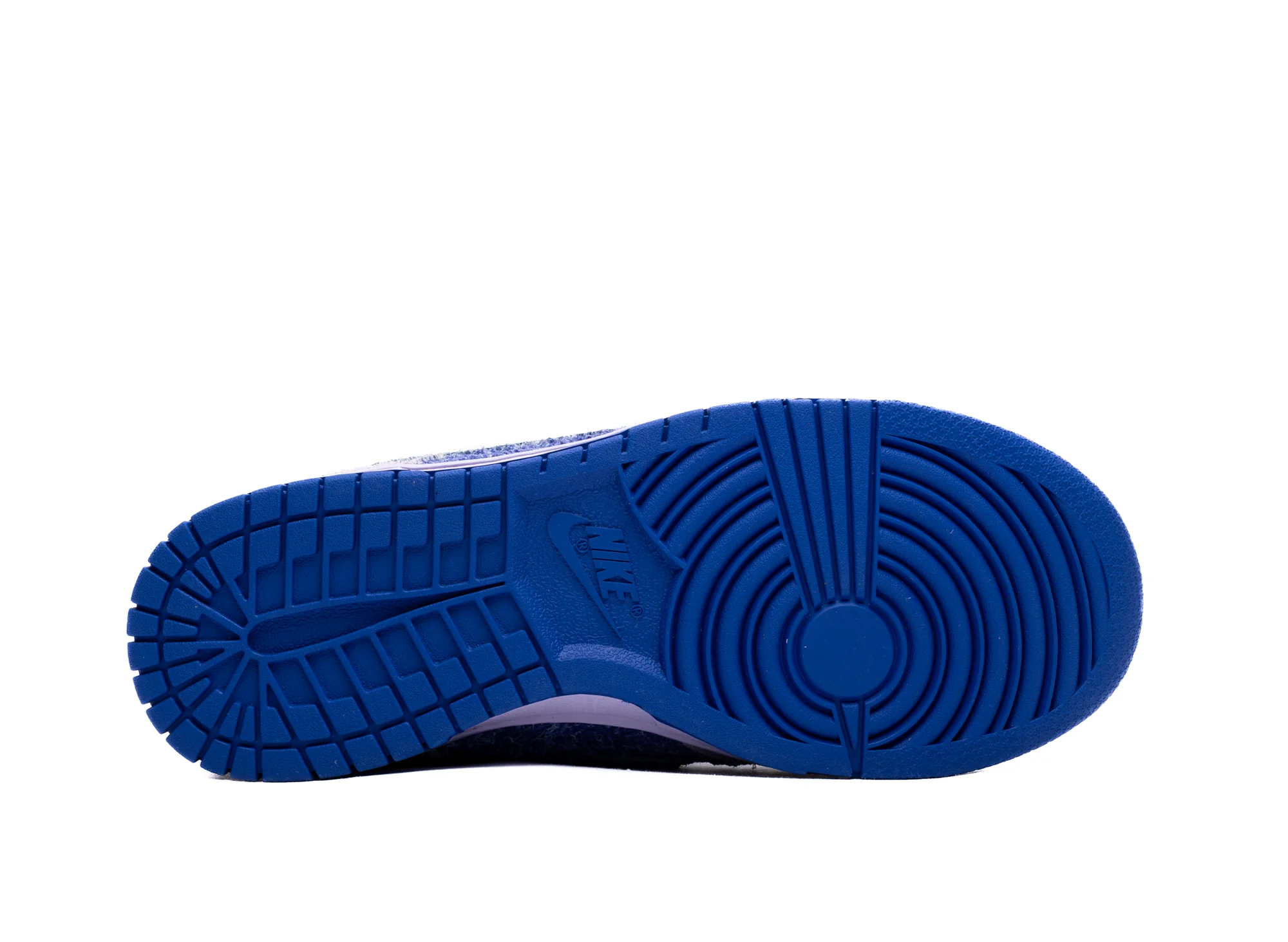 Women's Nike Dunk Low SE - Image 5
