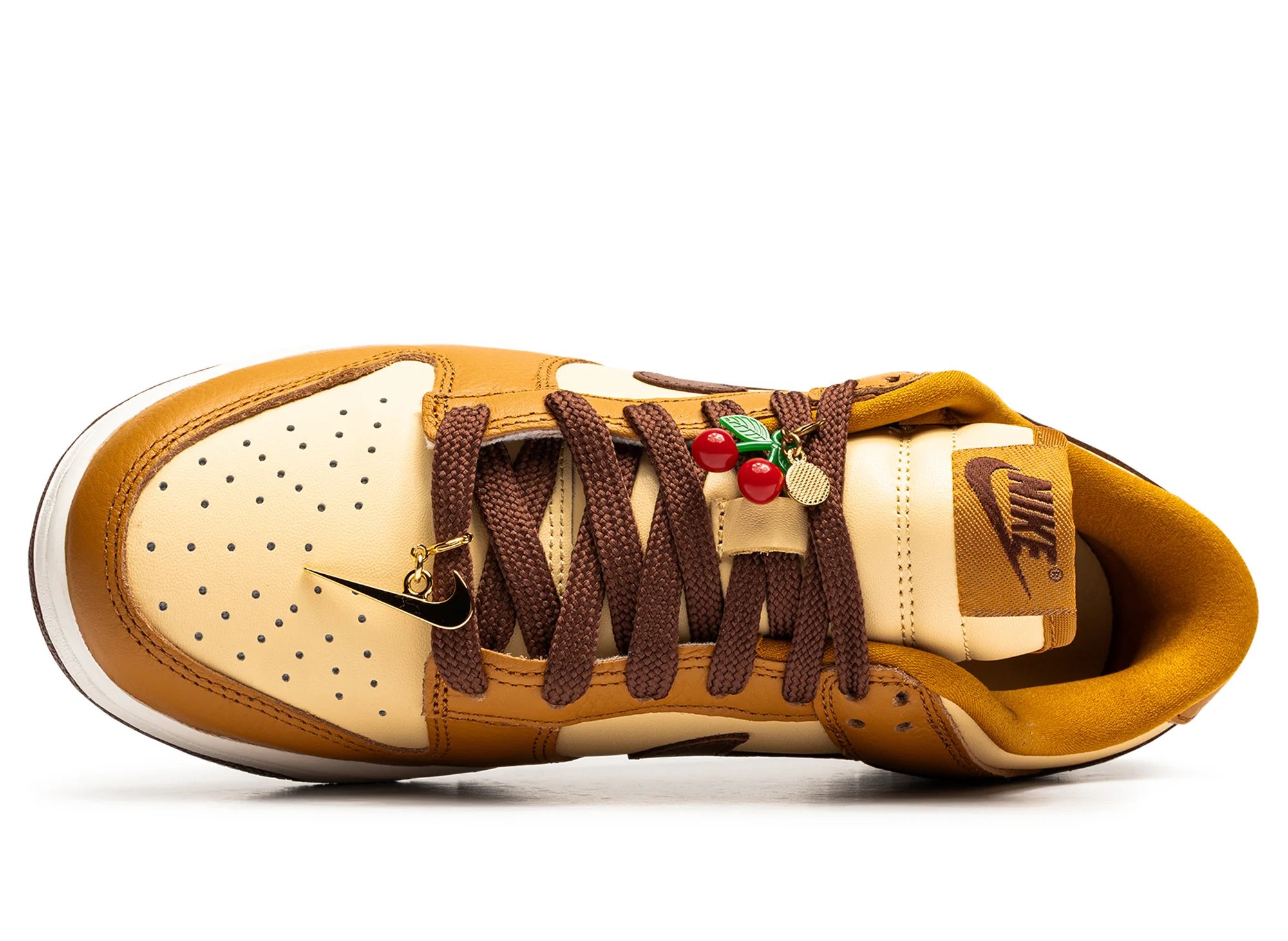 Women's Nike Dunk Low SE - Image 4