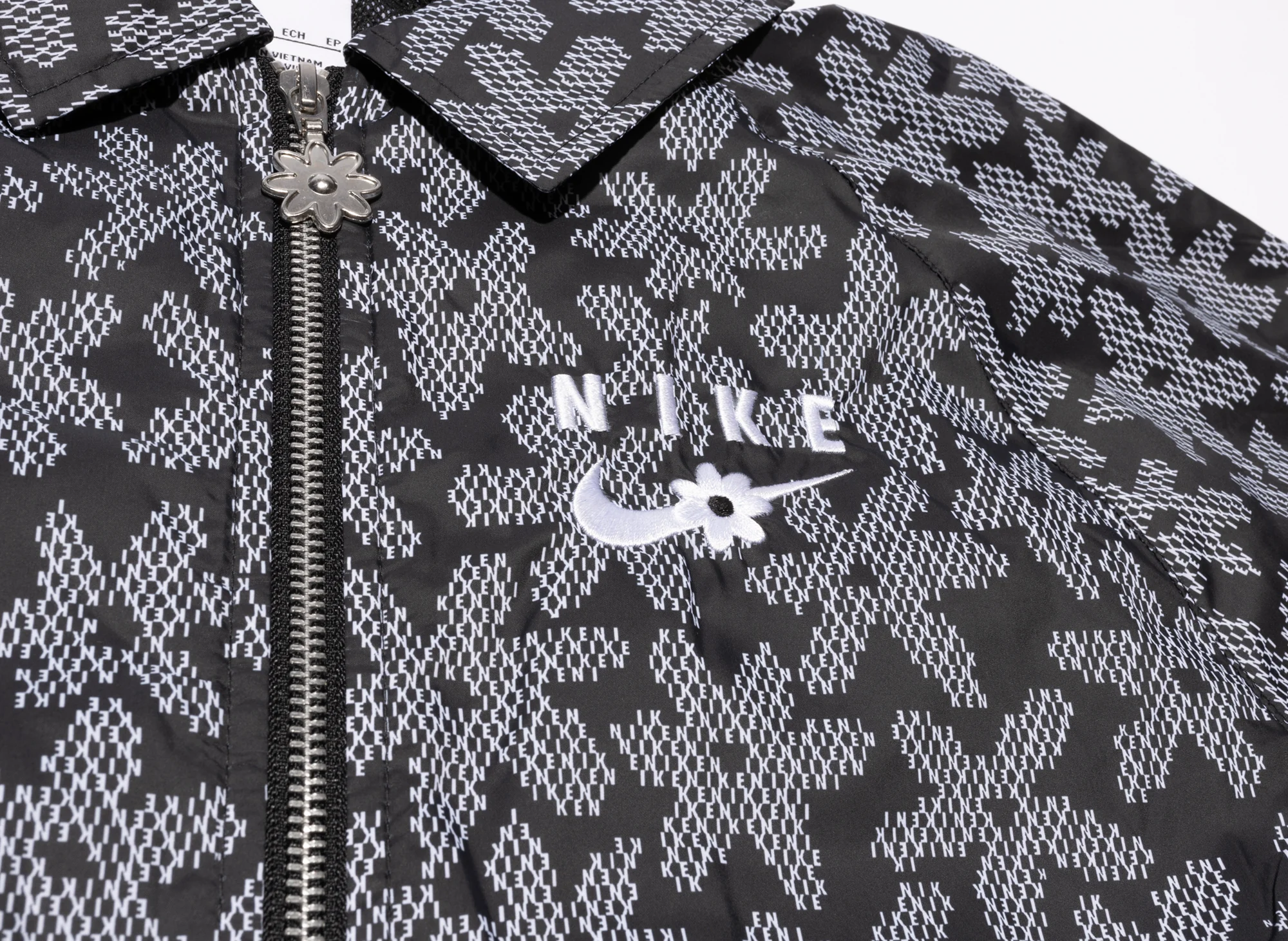 Women's Nike Sportswear AOP Woven Jacket - Image 2