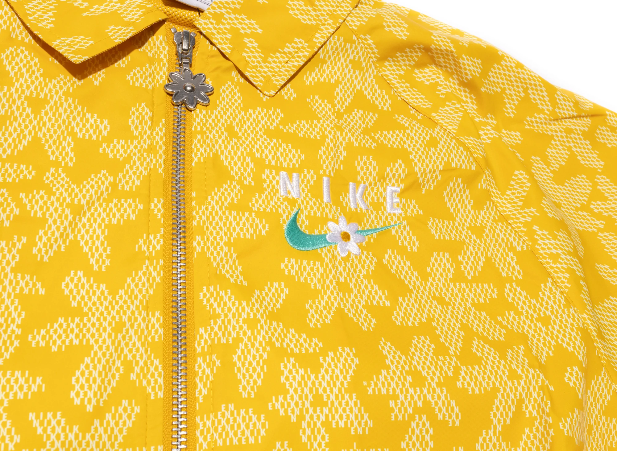 Women's Nike Sportswear AOP Woven Jacket - Image 2