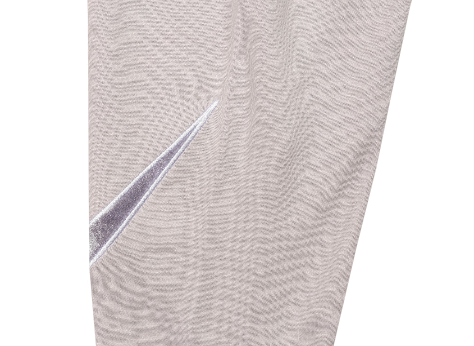Women's Nike Sportswear Femme Fleece Graphic Joggers - Image 2