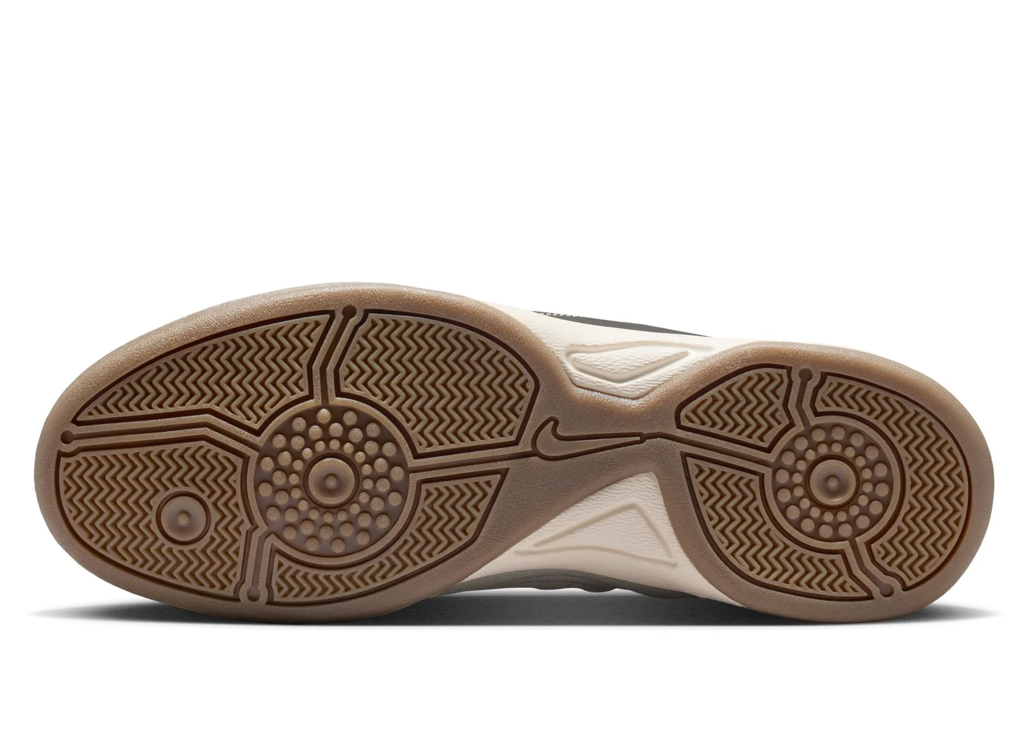 Women's Nike Total 90 in Soft Pearl / Velvet Brown - Image 5
