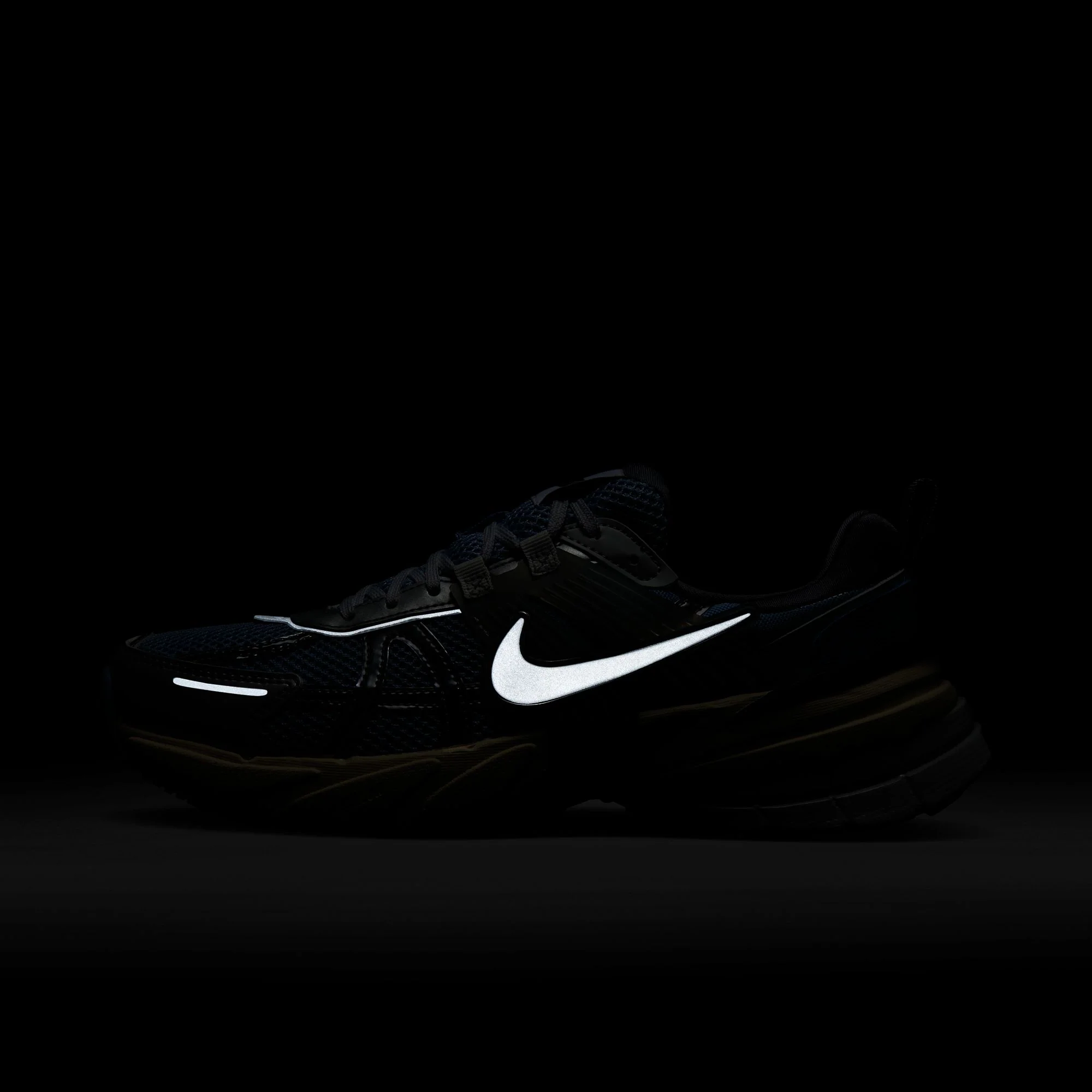 Women's Nike V2K Run 'Psychic Blue' - Image 6