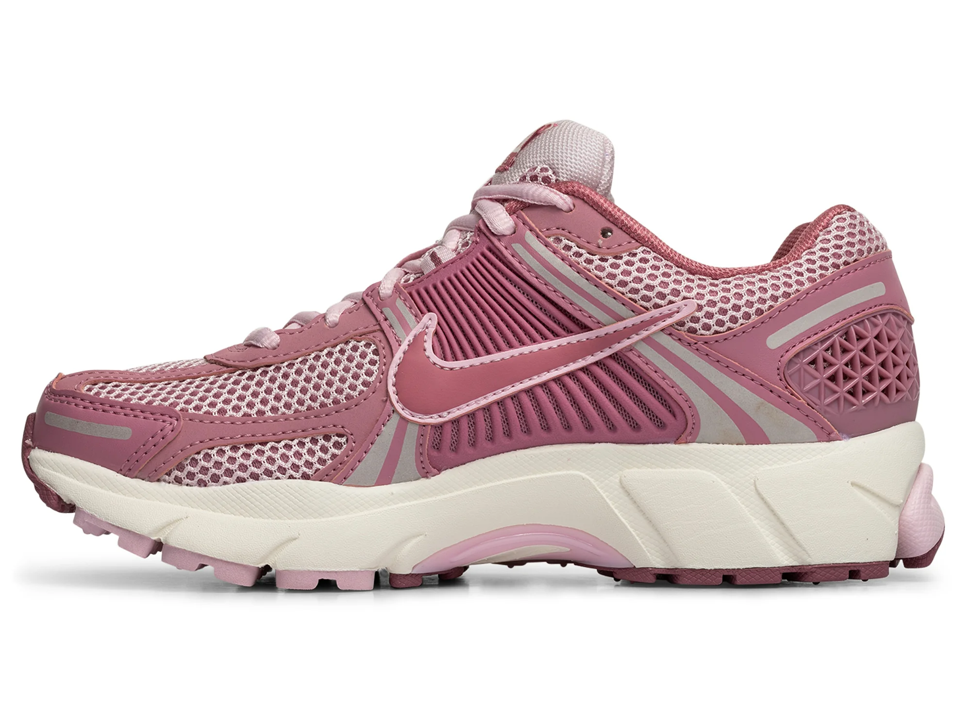 Women's Nike Zoom Vomero 5 - Image 3
