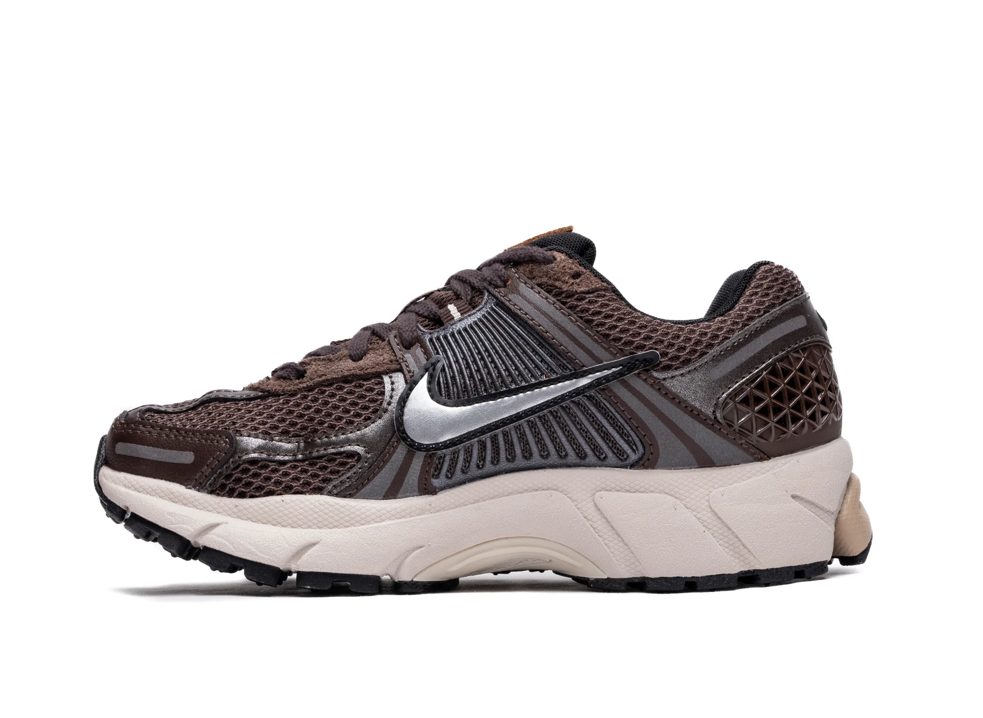 Women's Nike Zoom Vomero 5 - Image 3