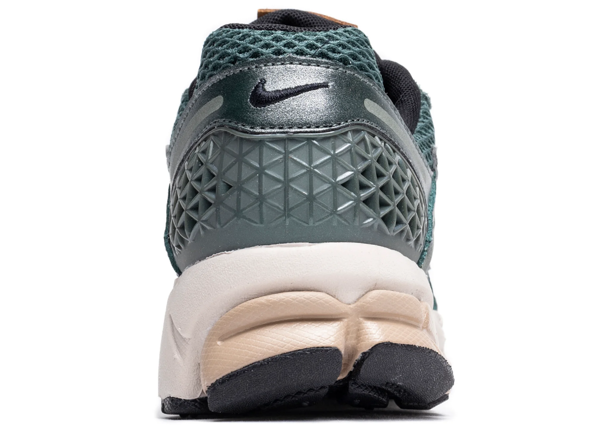 Women's Nike Zoom Vomero 5 - Image 5