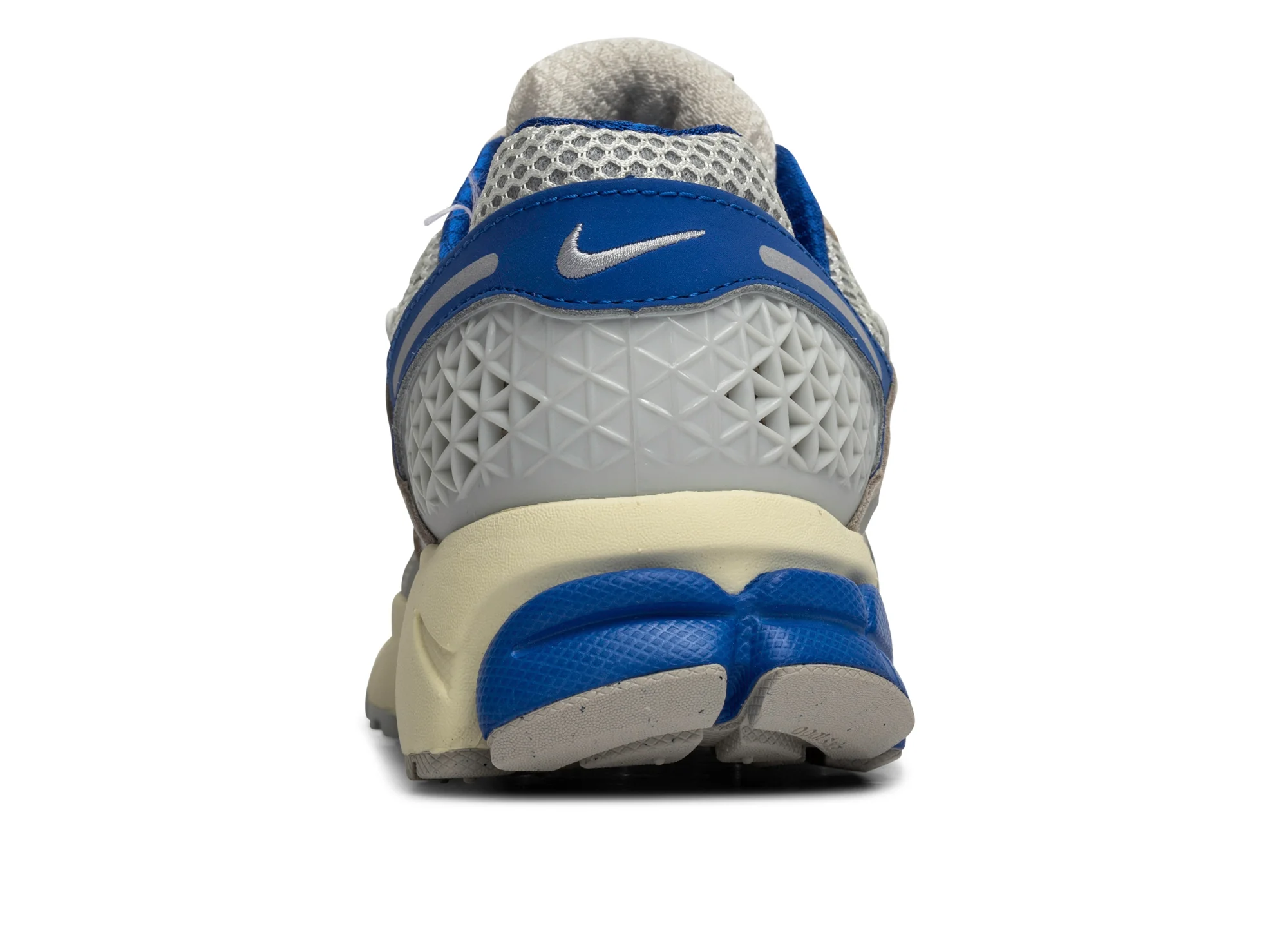 Women's Nike Zoom Vomero 5 - Image 2